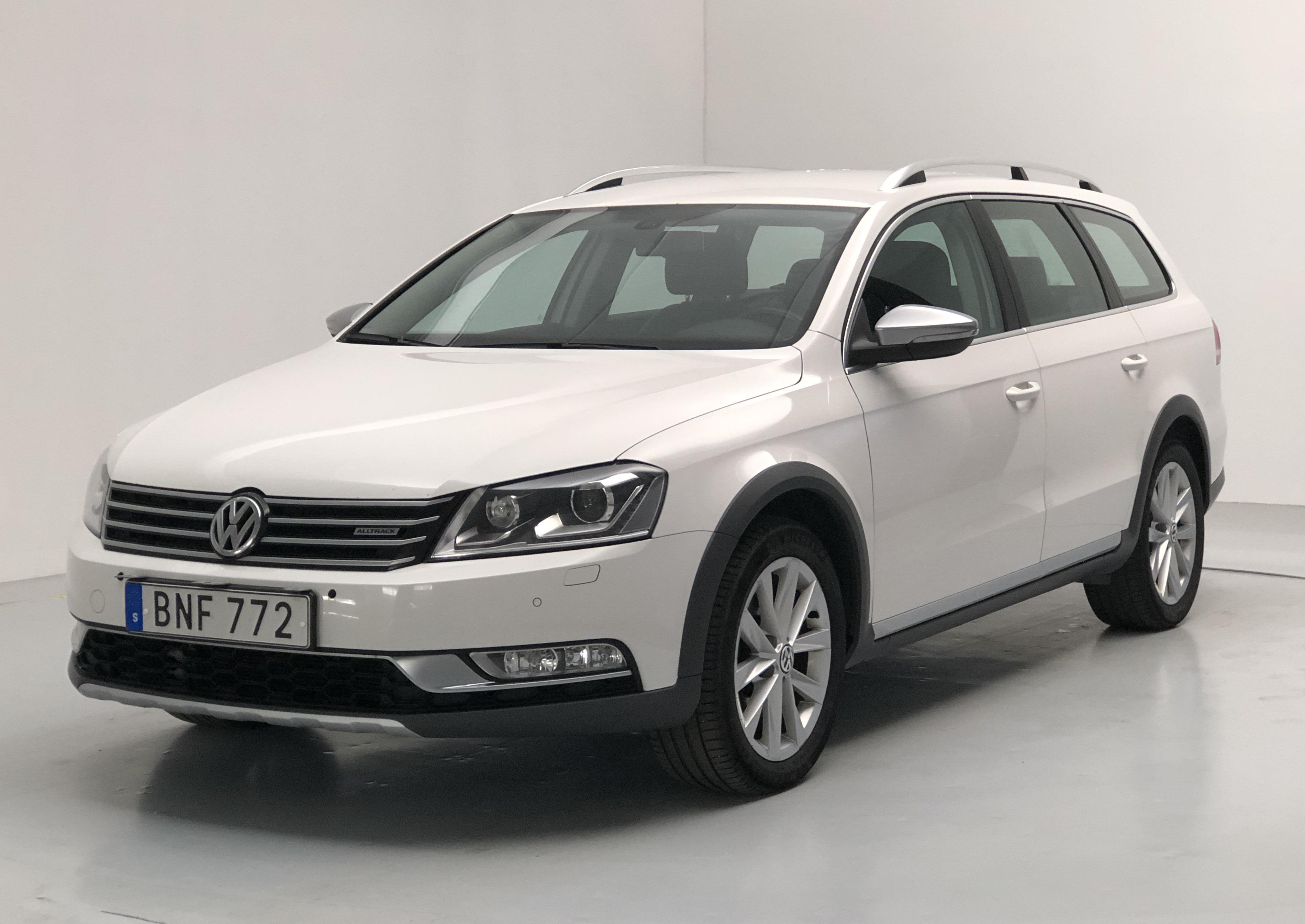 Volkswagen Passat Alltrack Tdi Bluemotion Technology Motion