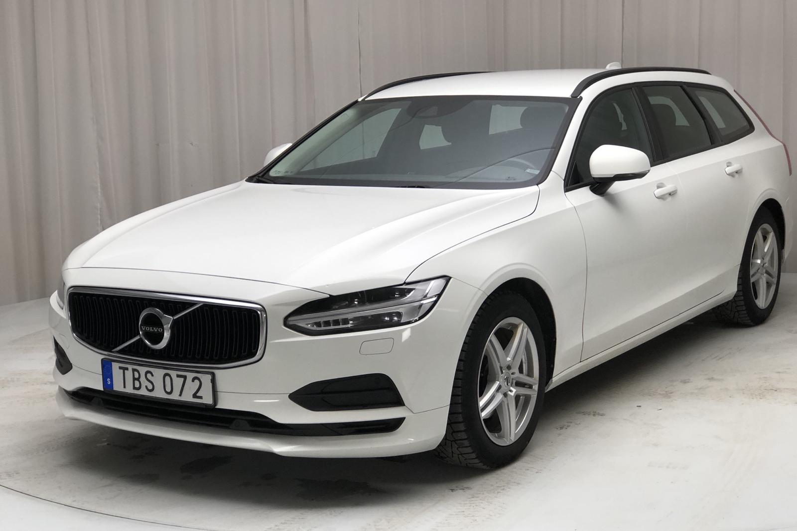 Volvo v90 d4