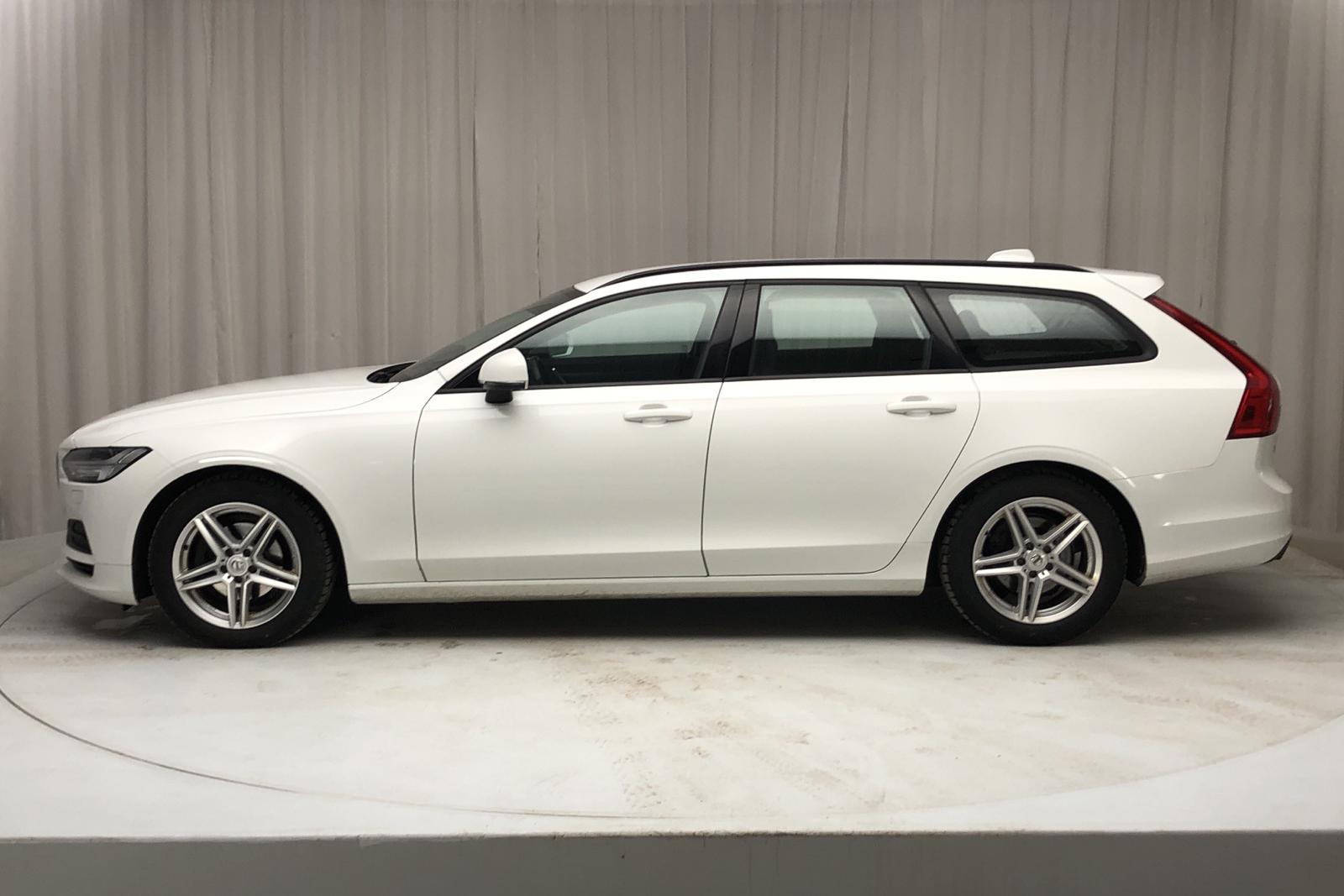 Volvo v90 d4