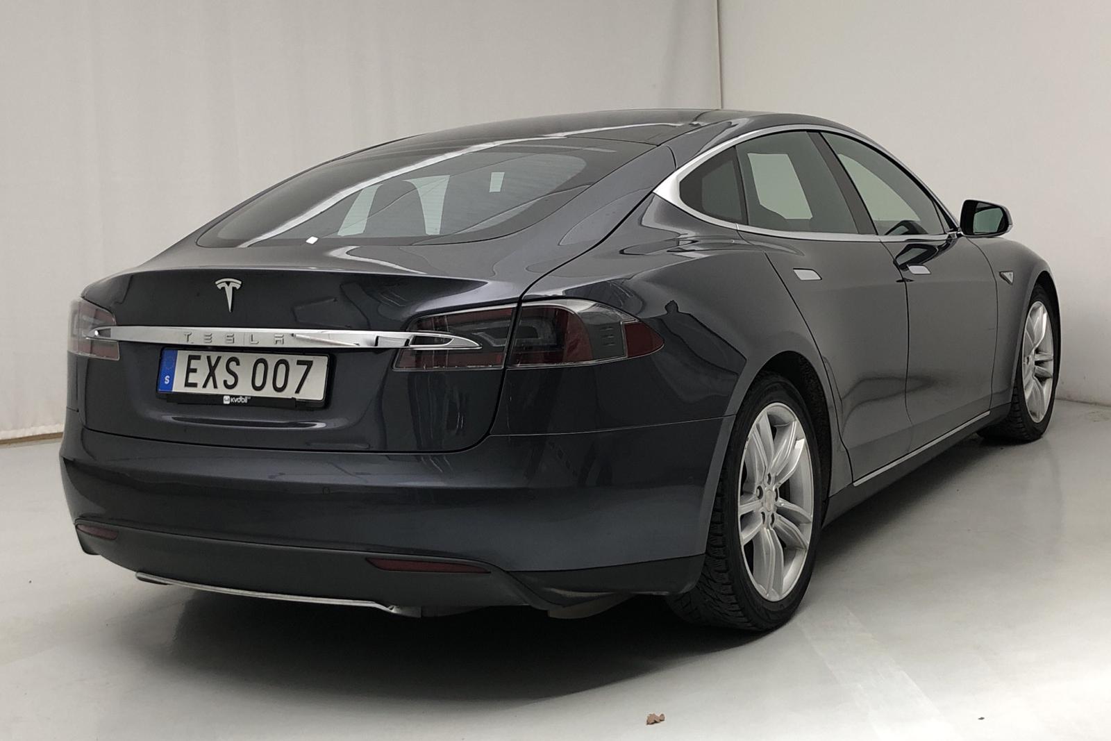 Tesla model s 70d