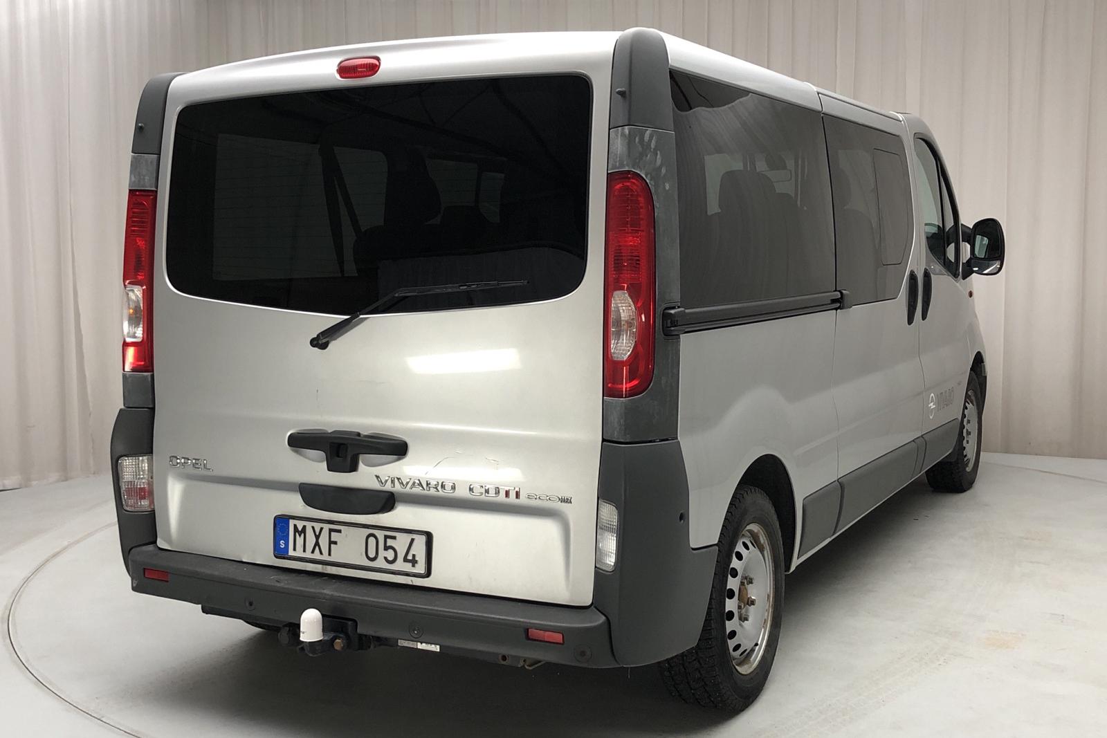 Opel vivaro 2