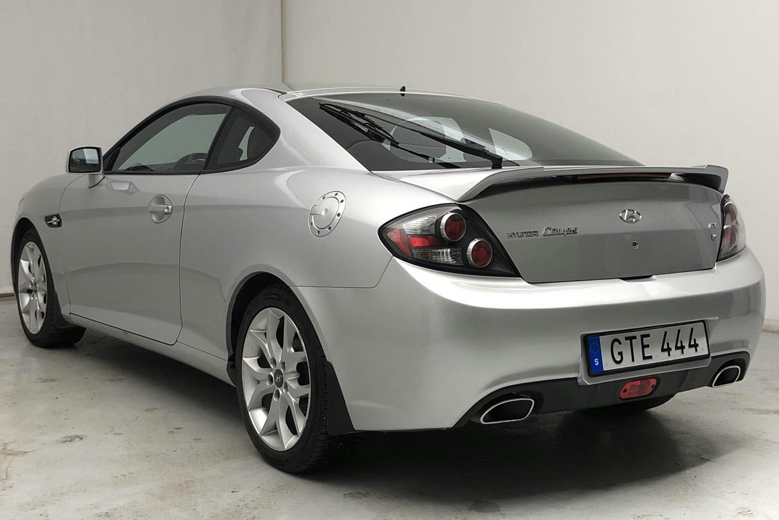 Hyundai coupe v6