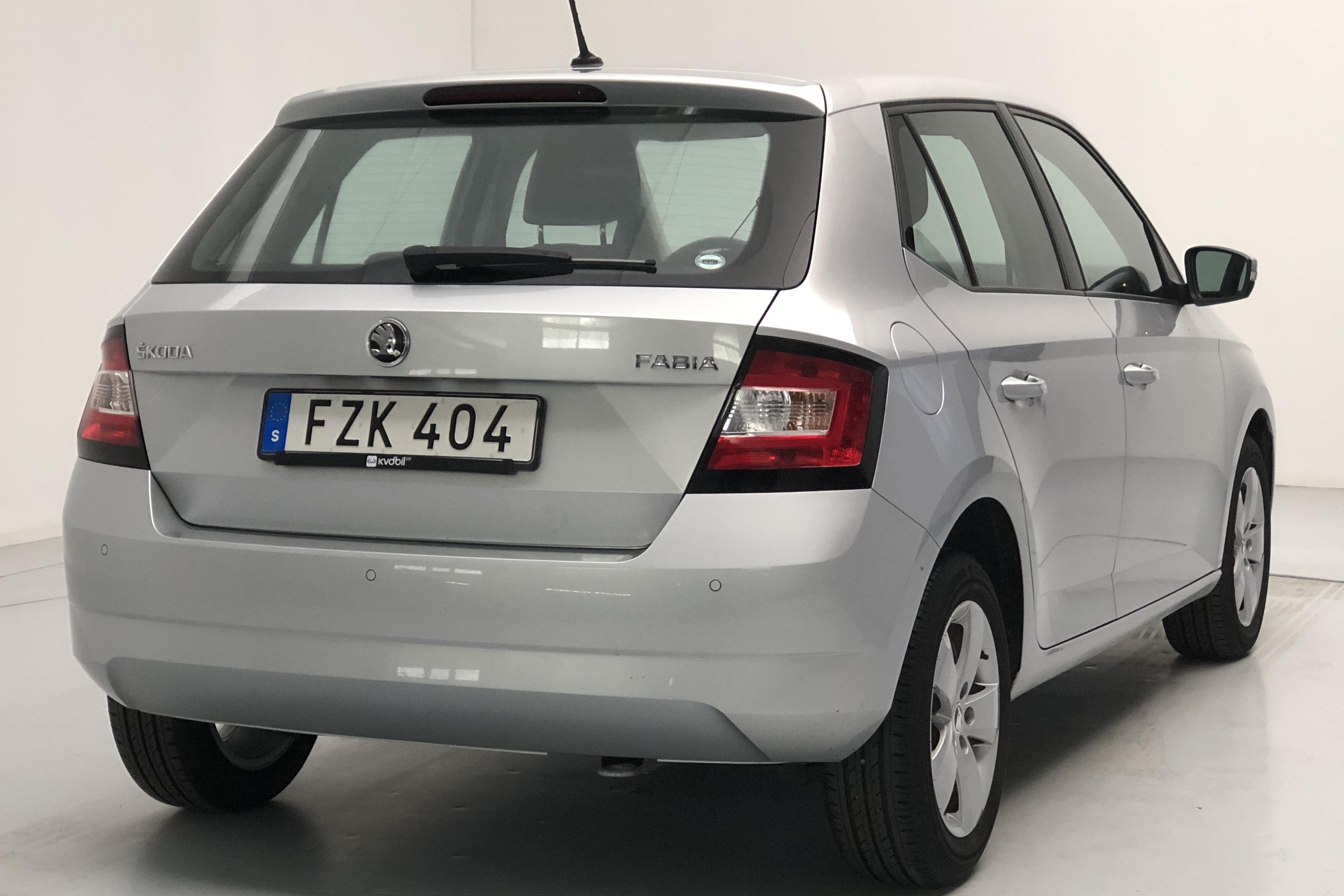 Спойлер skoda fabia 1