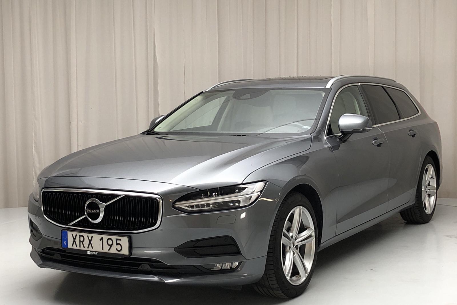 Volvo v90 d4