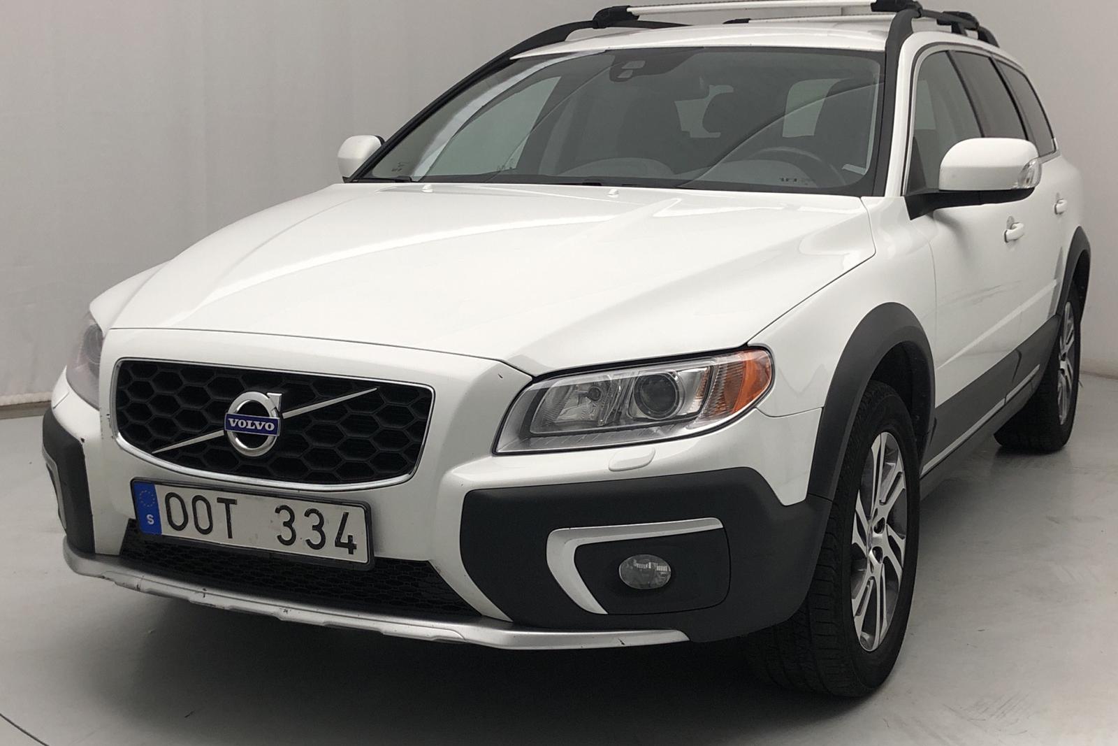 Xc70 volvo белая