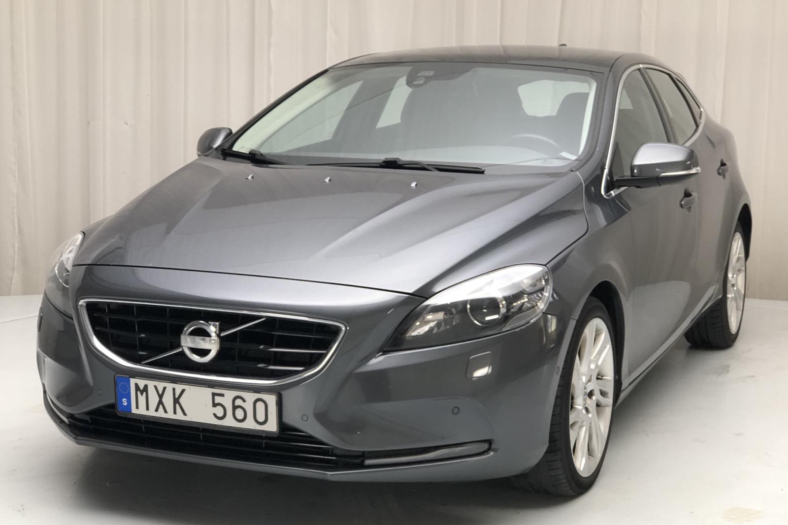 Volvo v40 d3