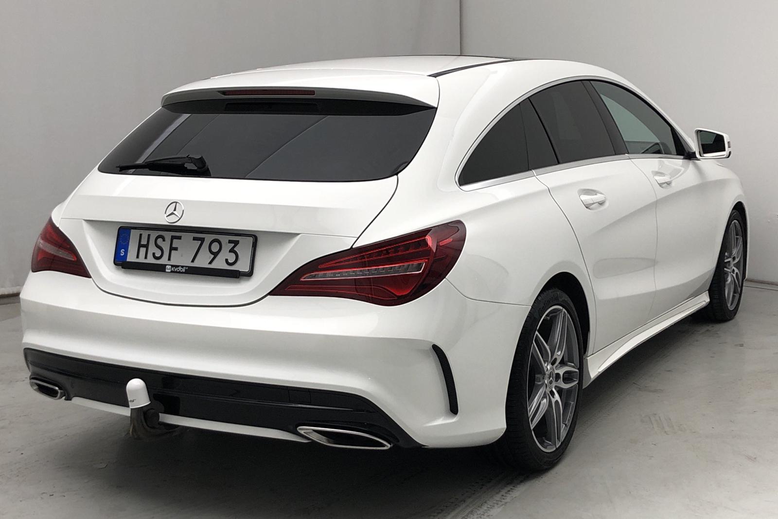 Used Mercedes? – Buy via auction or by fixed price