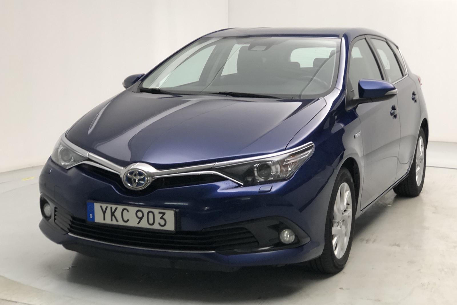 Toyota auris 1