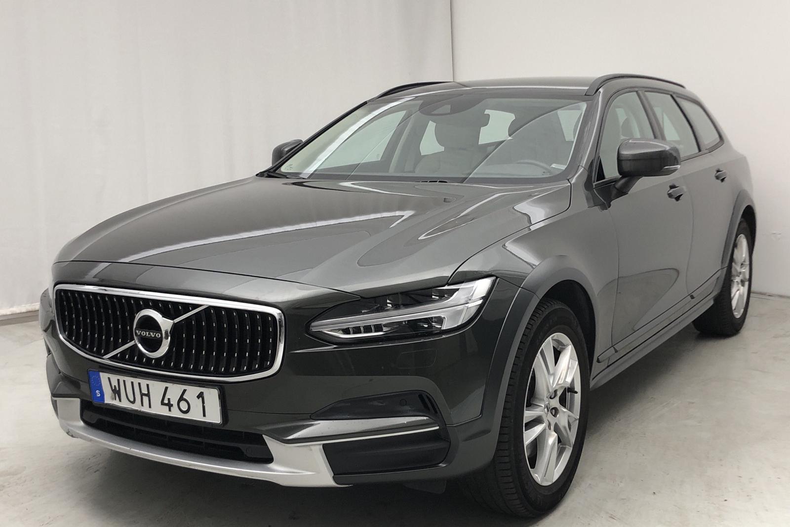 Volvo v90 d4