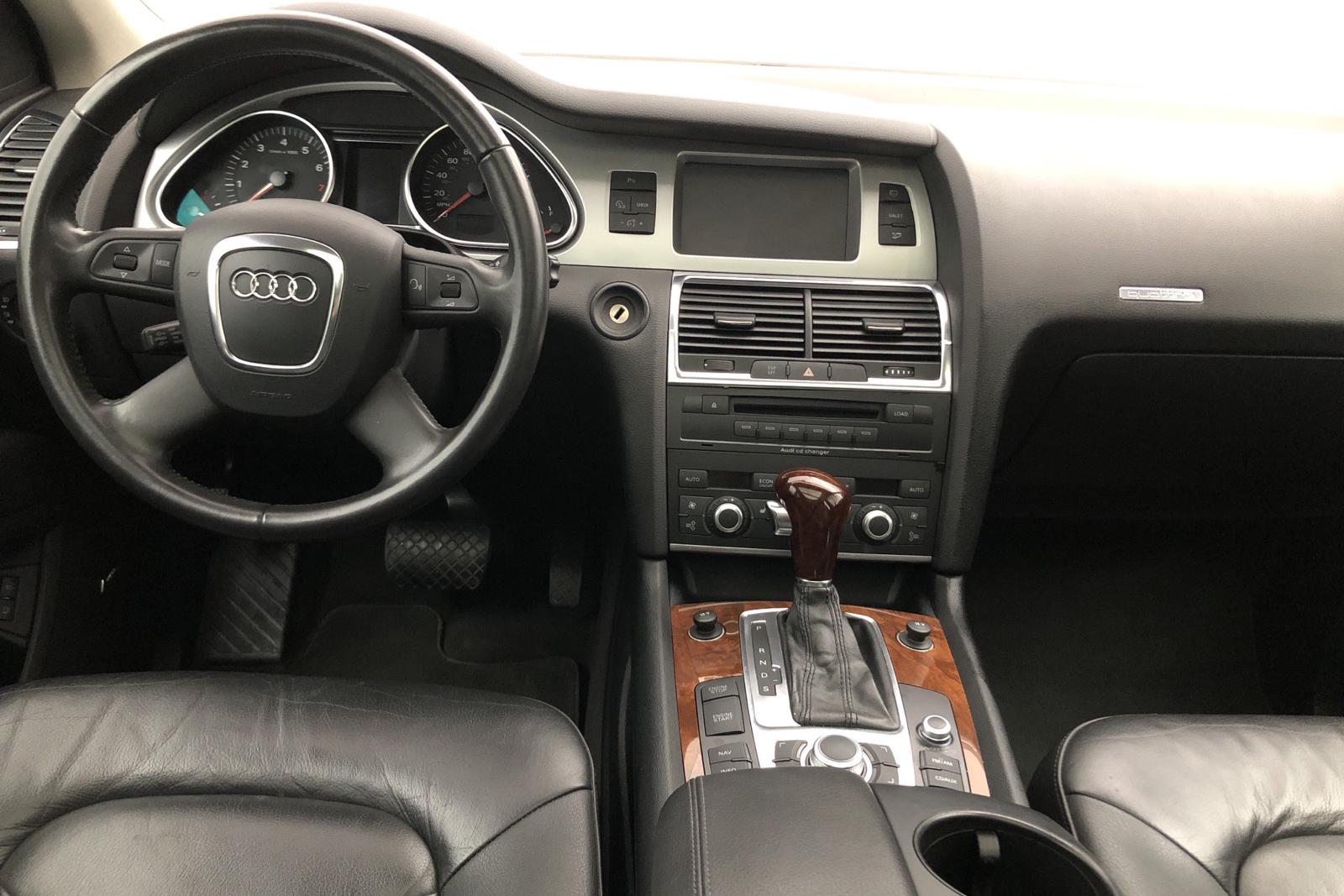 Audi Q7 4.2 FSI quattro kvdbil.se