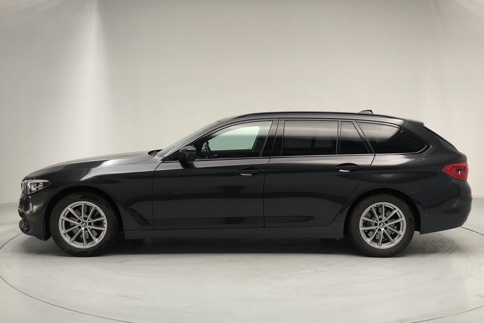 Бмв 520d xdrive 2019