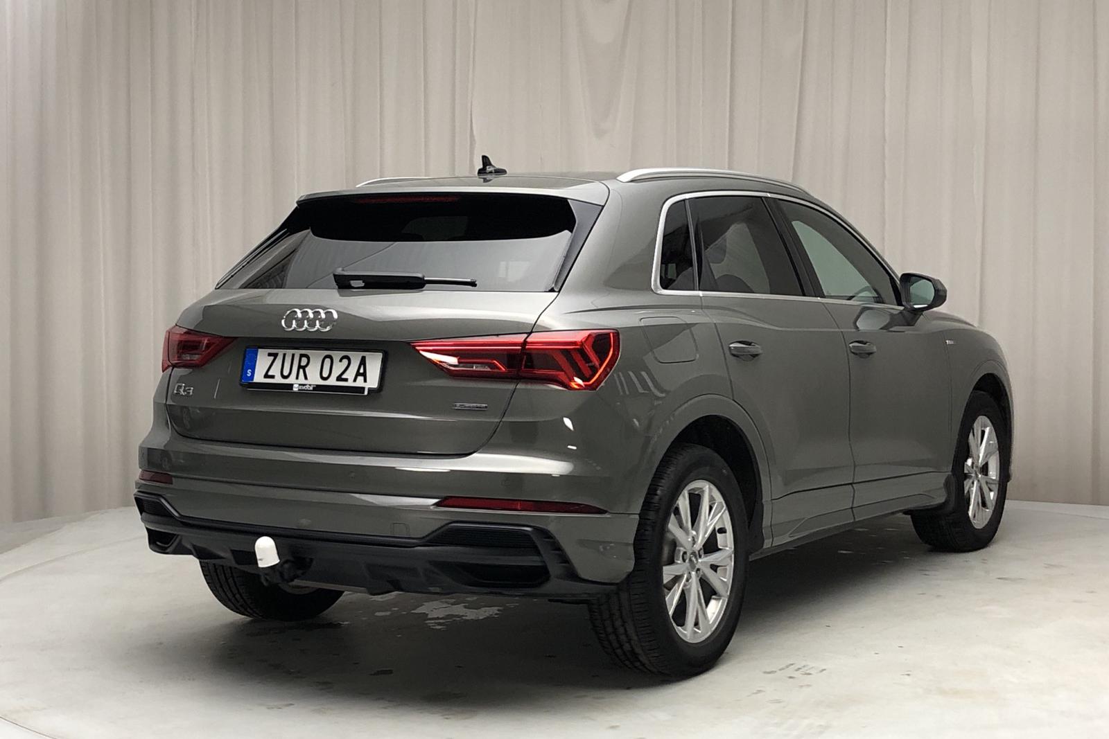 Audi q3 40