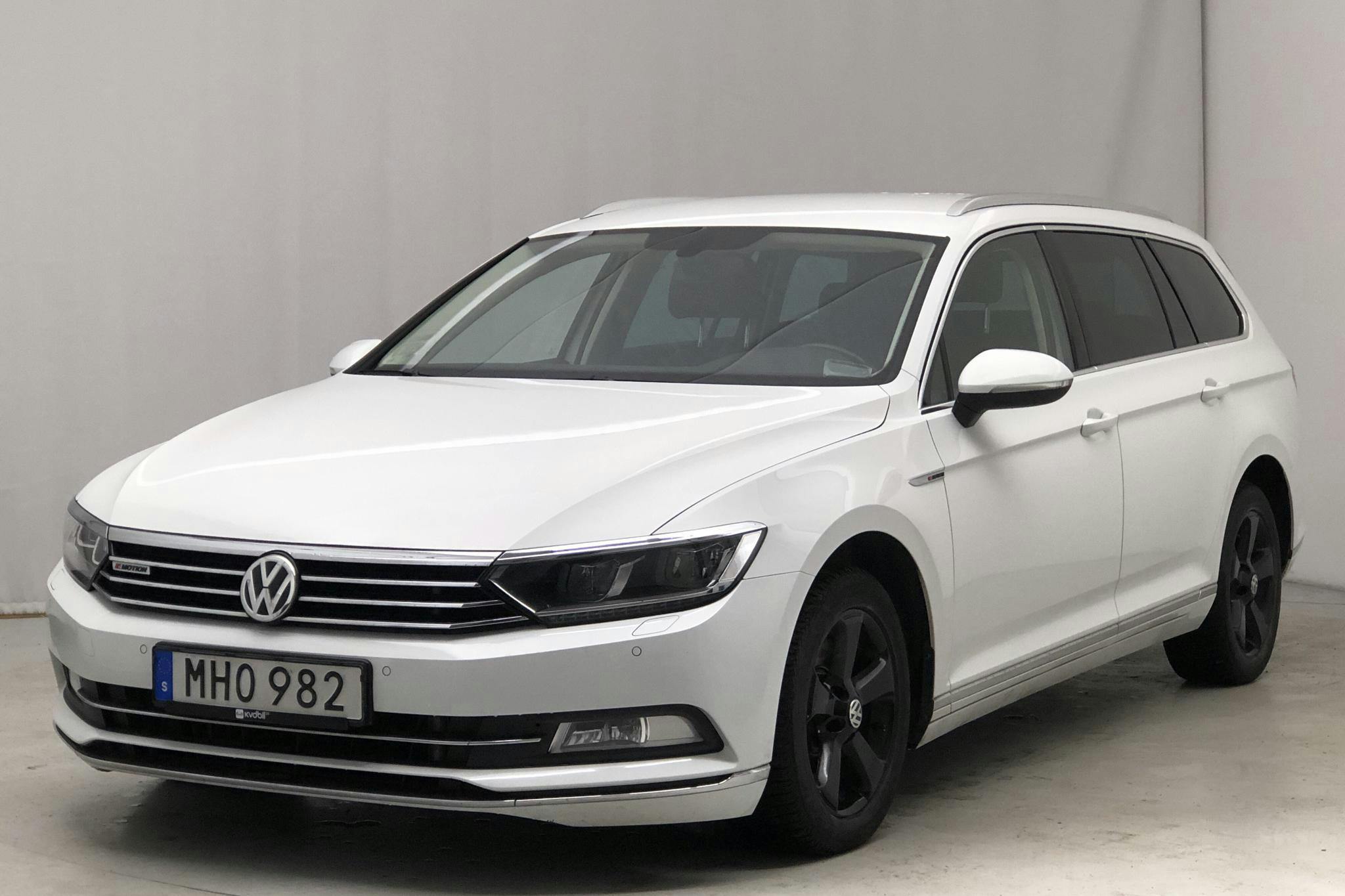 For Sale Volkswagen Passat Variant 2 0 Tdi Scr Bluemotion 4motion Dsg Sequential 190hp 16 For Sale At Kvd Akersberga