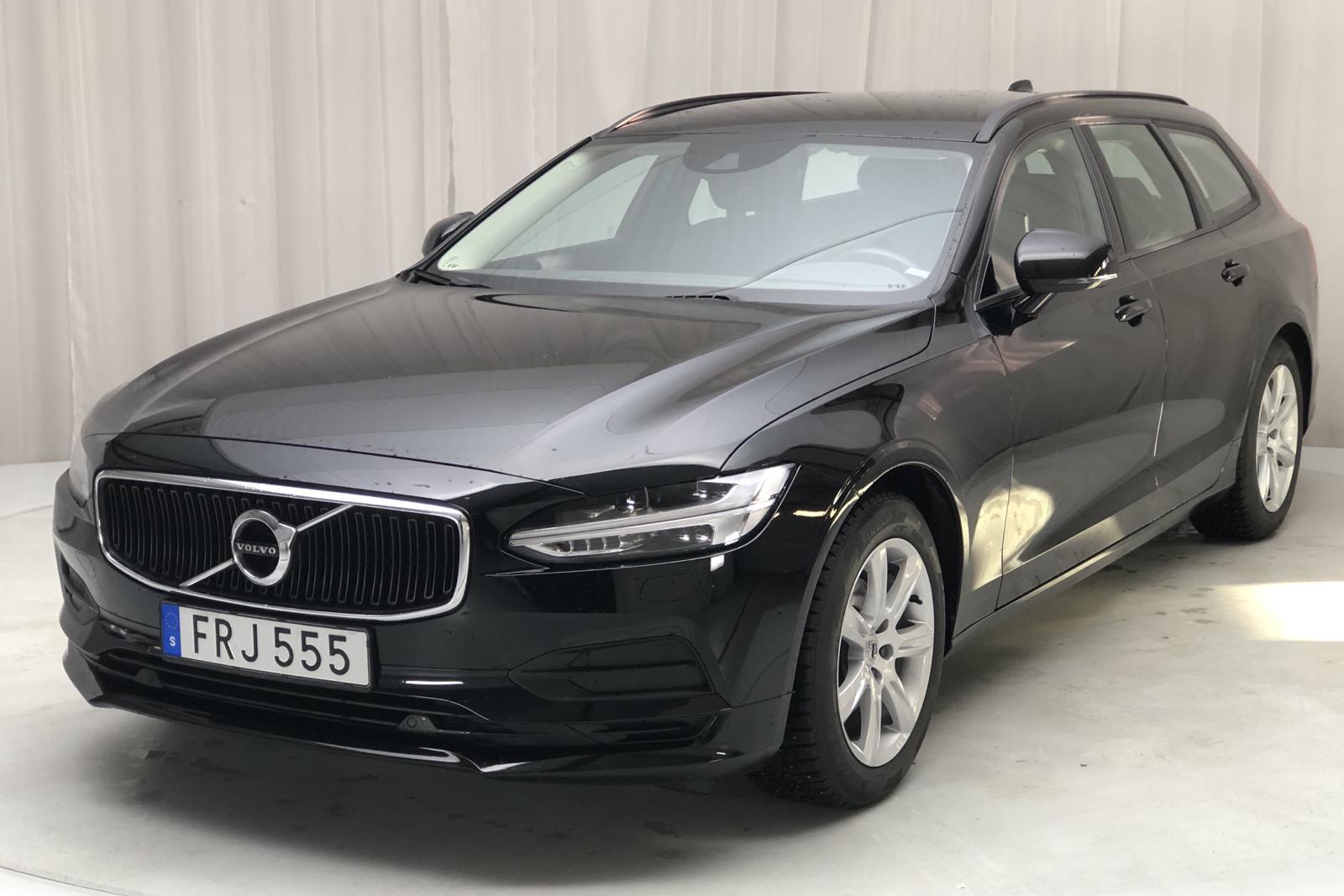 Volvo v90 d4