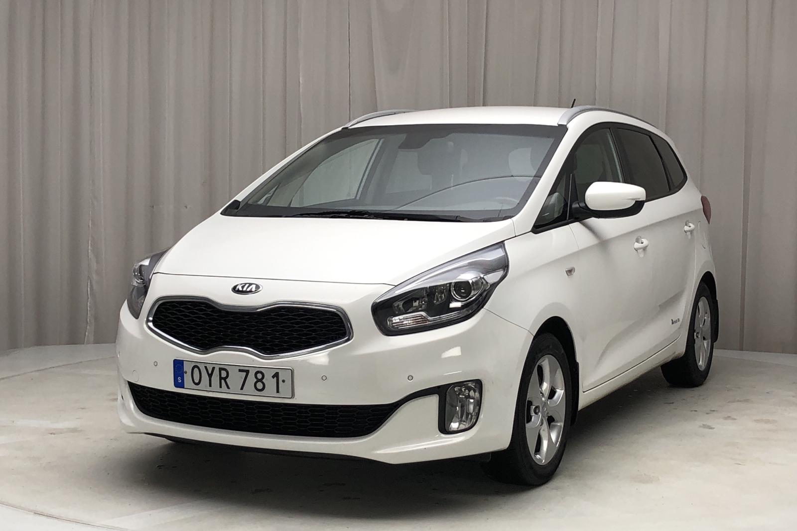 Kia carens 1 рестайлинг