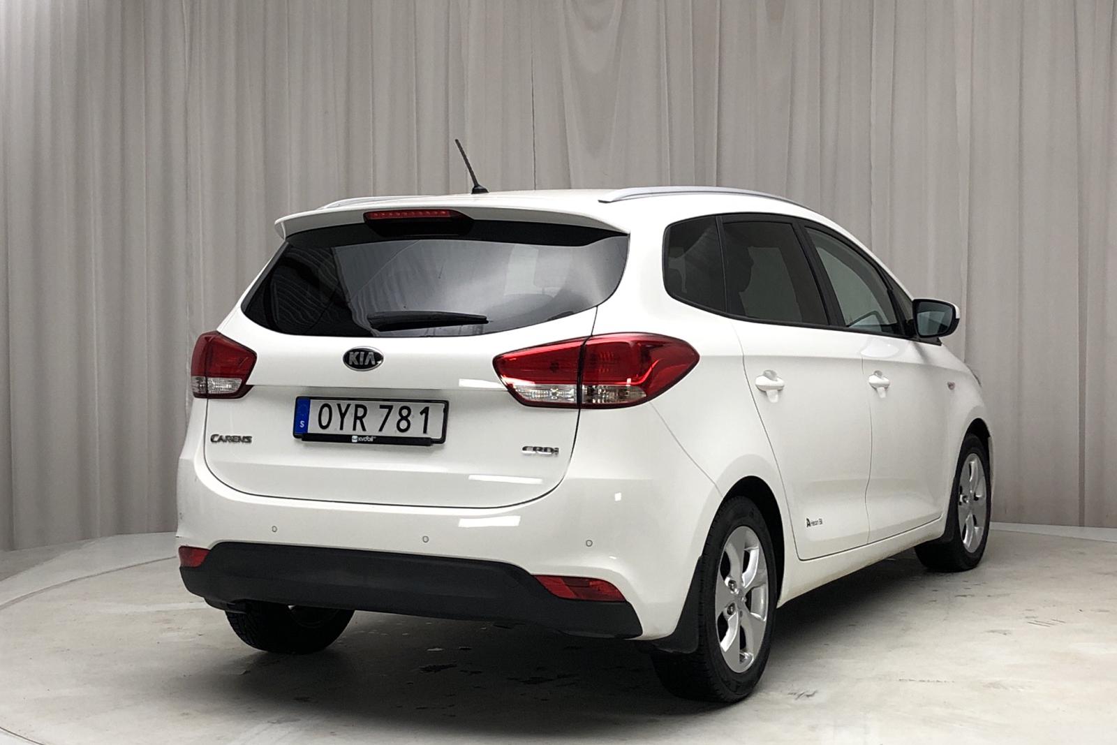 Kia carens 1 рестайлинг