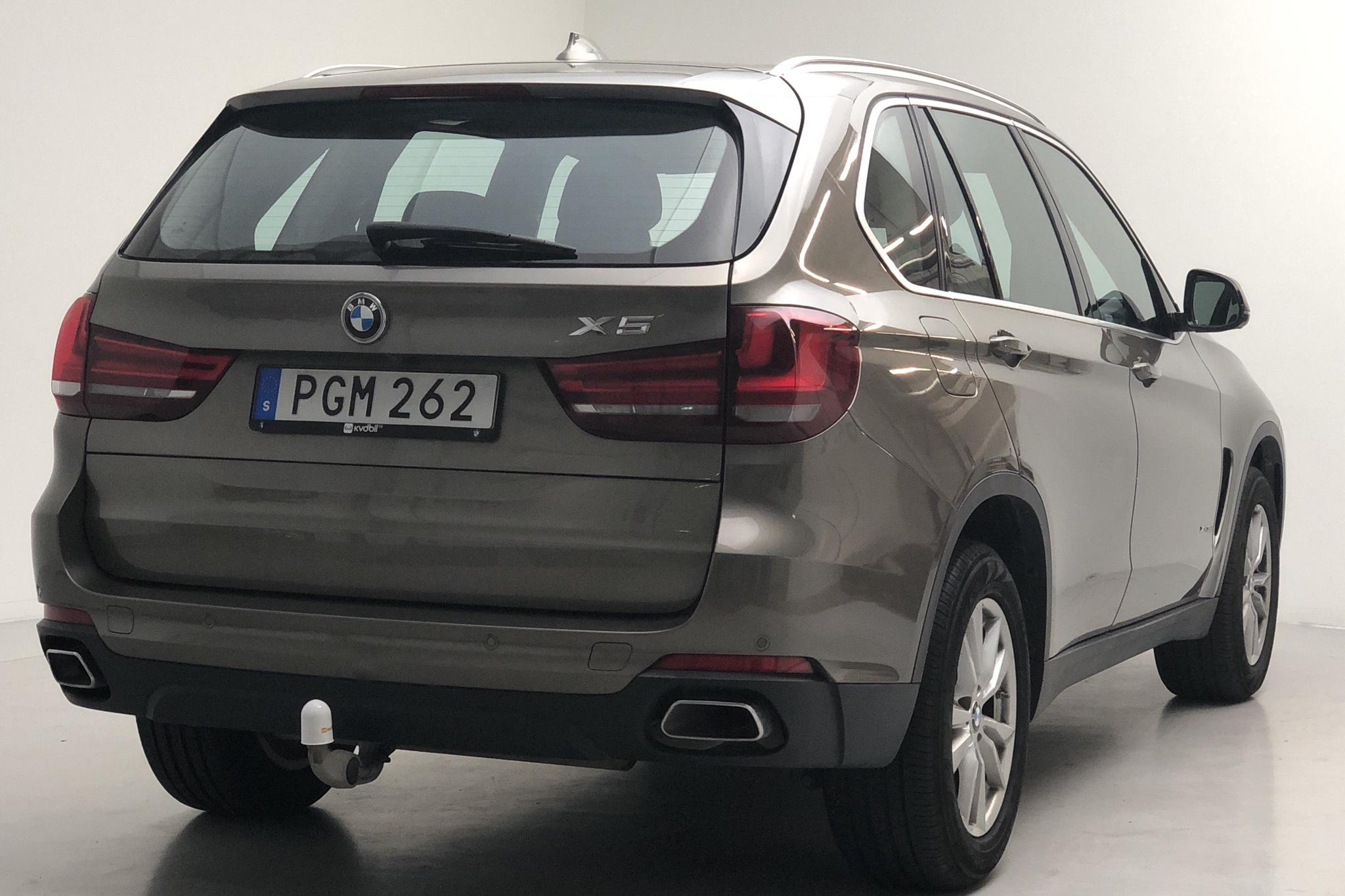 BMW X5 xDrive30d, F15 (258hk) - 7 701 mil - Automat - brun - 2017
