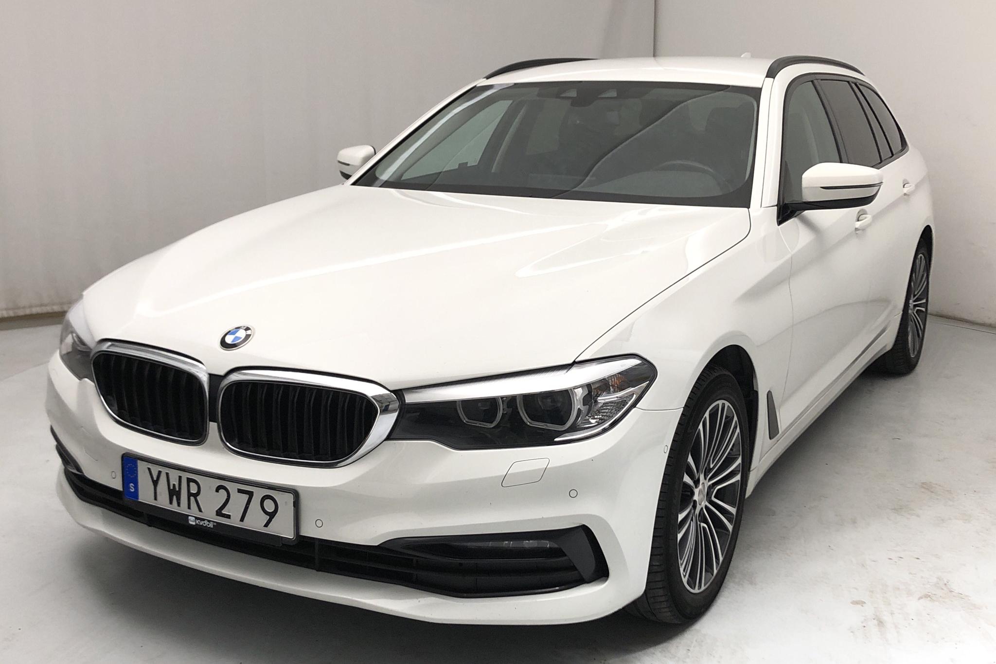 Бмв 520d xdrive 2019