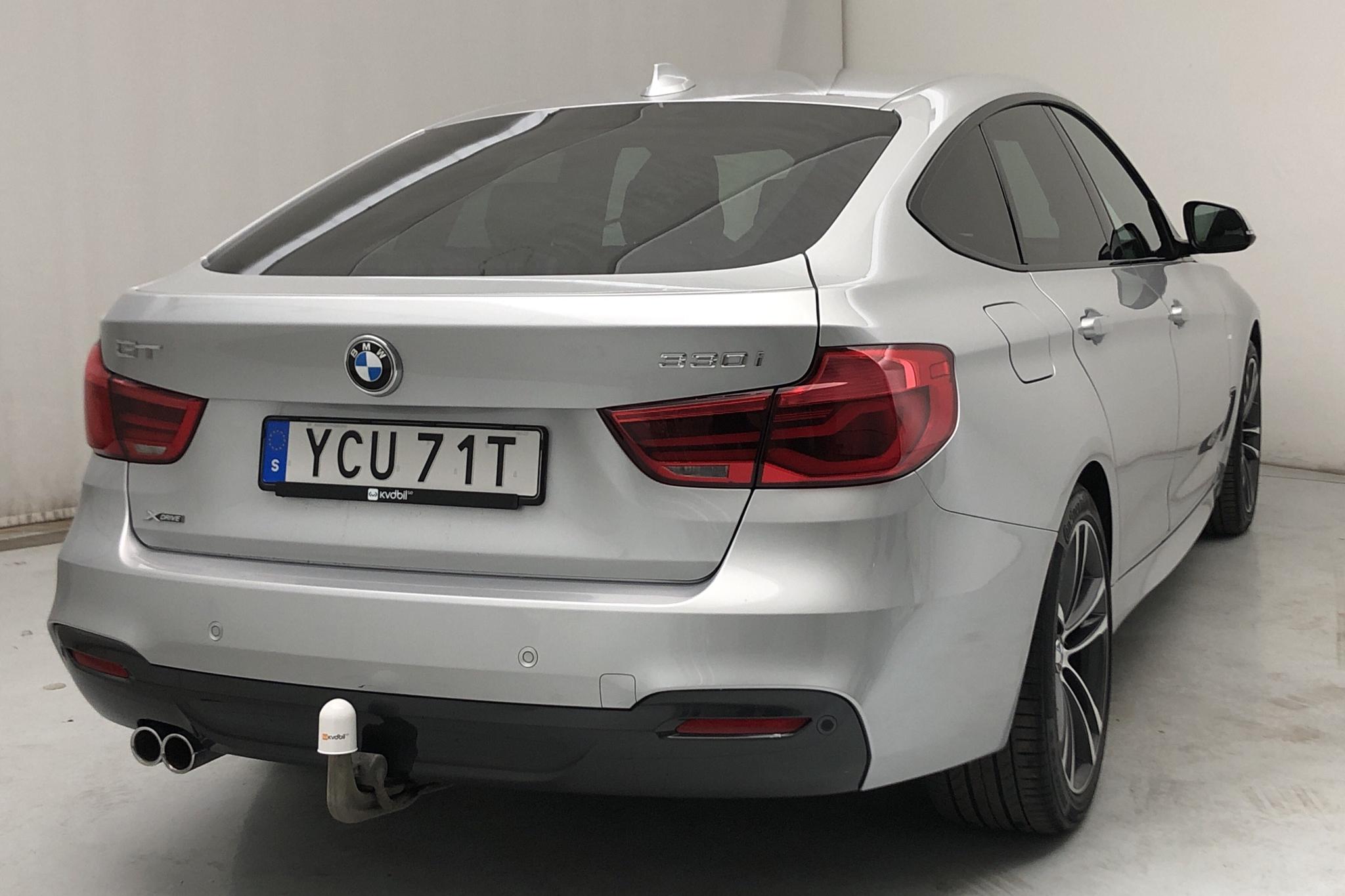 BMW 330i GT xDrive, F34 (252hk) - 2 568 mil - Automat - silver - 2019