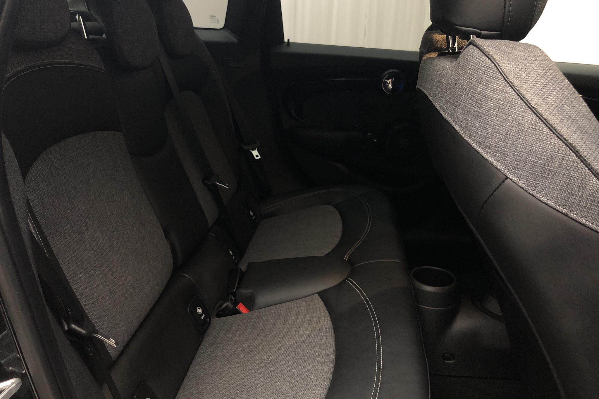 MINI Cooper S Hatch 5dr (192hk) - 8 219 mil - Automat - svart - 2018