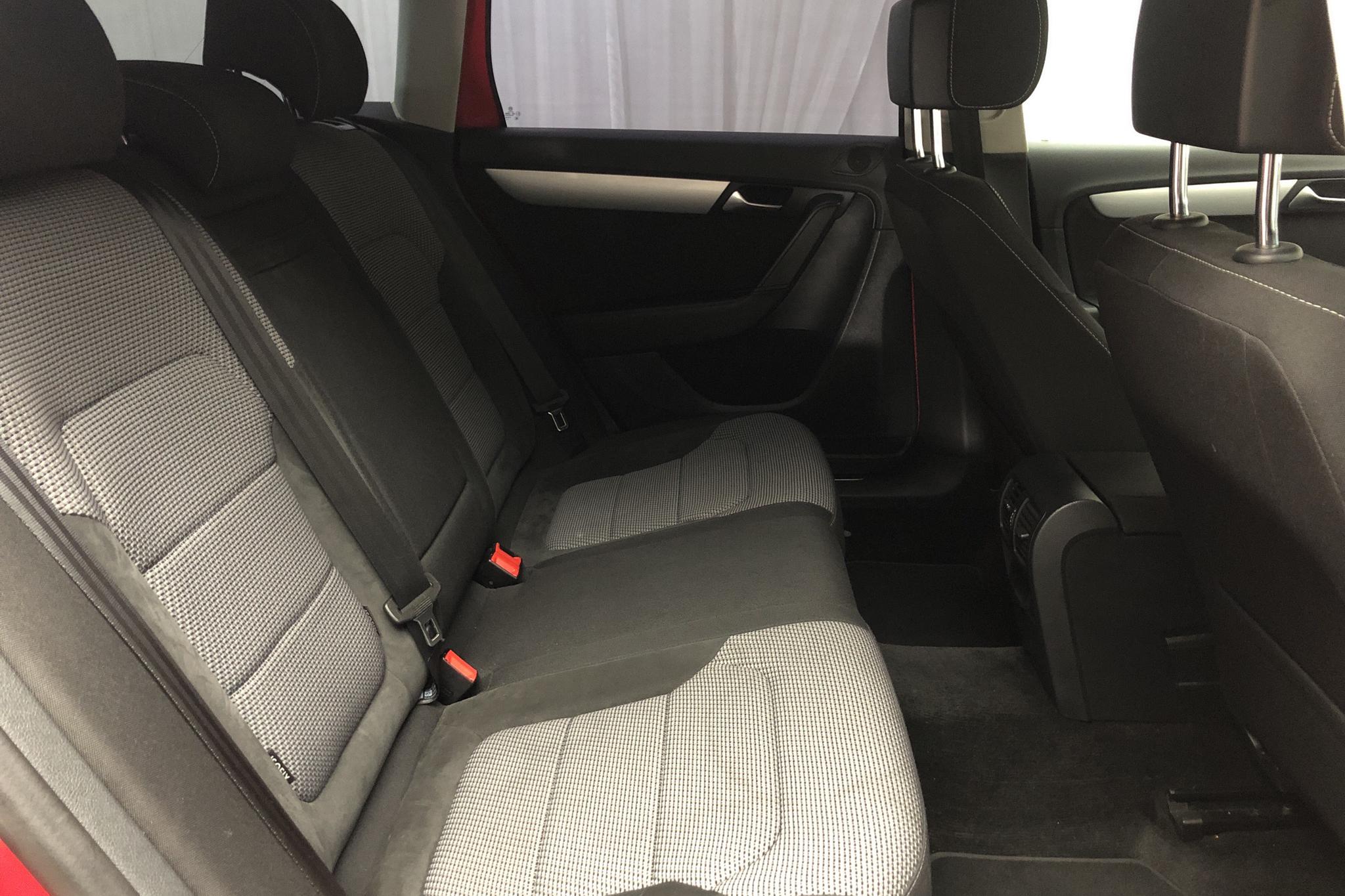 VW Passat Alltrack 2.0 TFSI 4Motion (211hk) - 171 370 km - Automatic - red - 2013