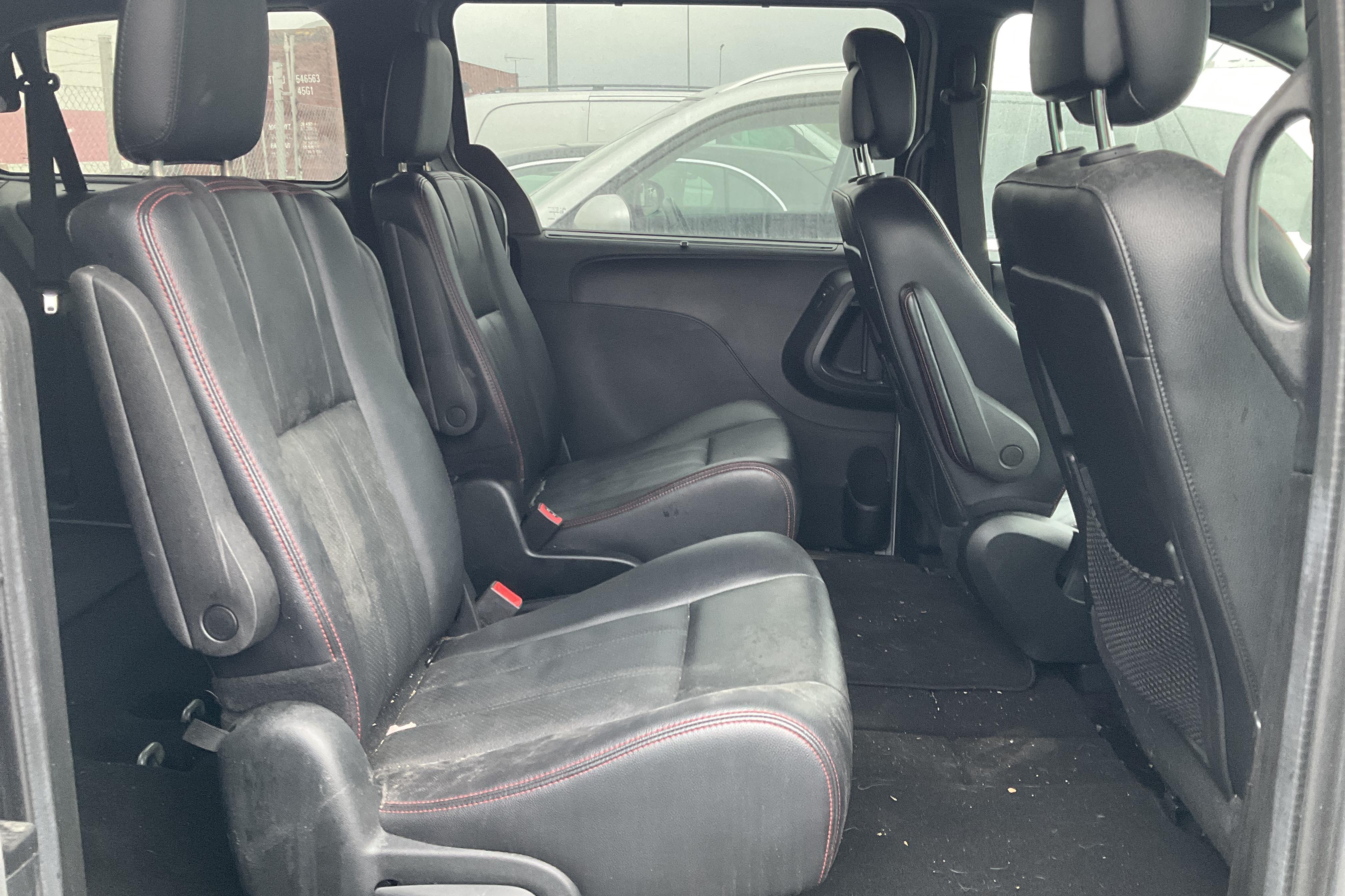 Dodge Grand Caravan (287hk) - 53 490 km - Automatyczna - szary - 2018