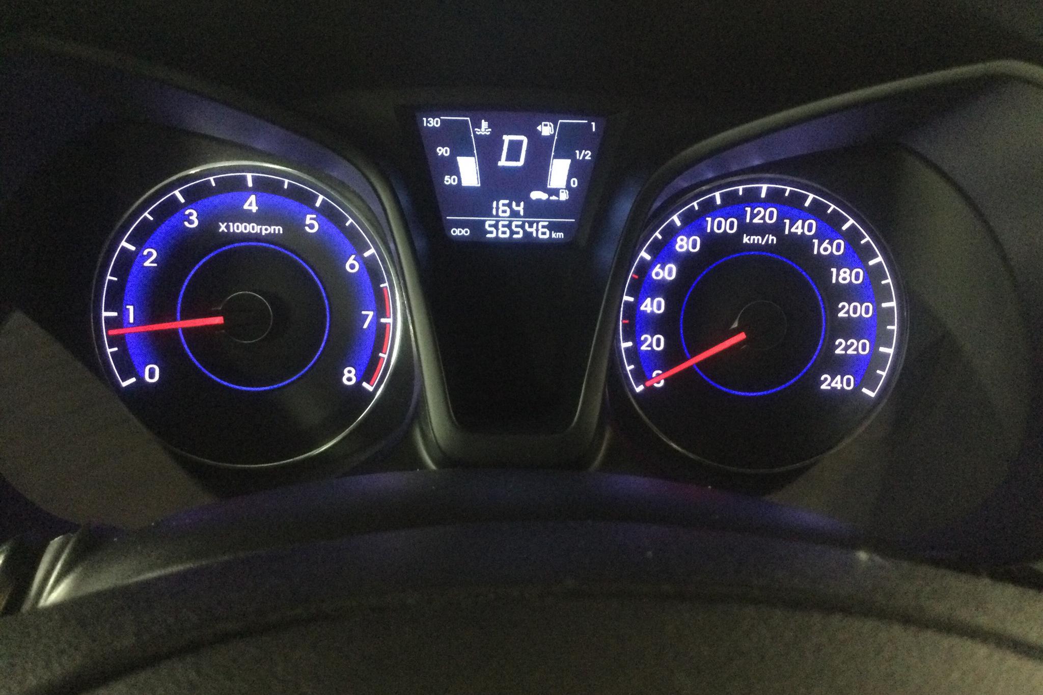 Hyundai ix20 1.6 (125hk) - 56 550 km - Automatic - red - 2016