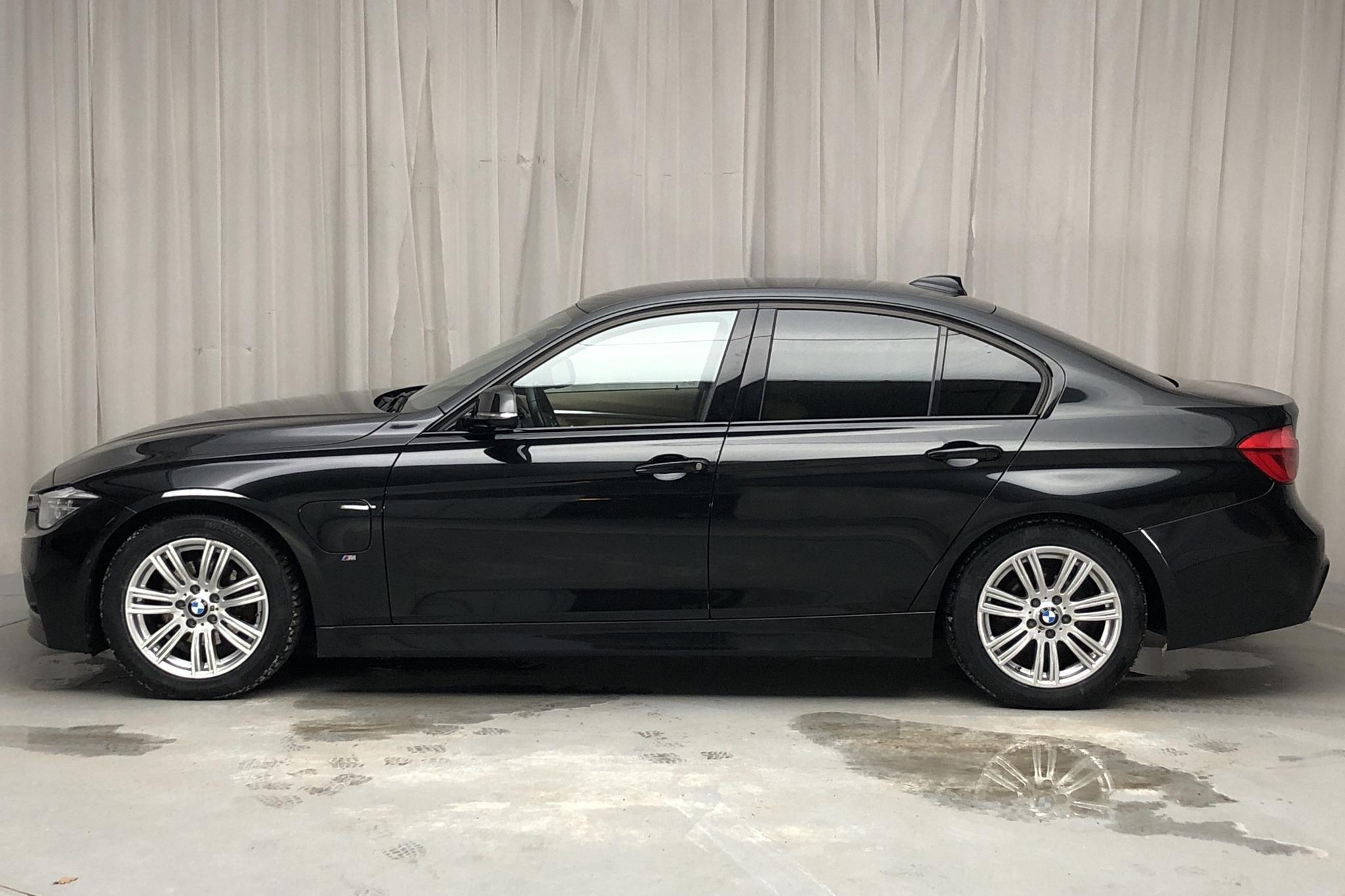 BMW 330e Sedan, F30 (252hk) - 107 970 km - Automatic - black - 2017