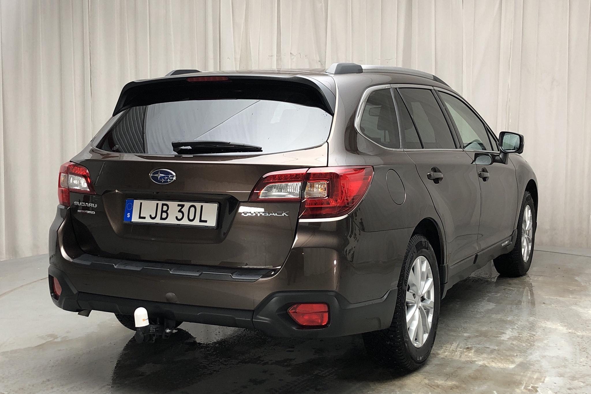 Subaru Outback 2.5i 4WD (173hk) - 16 470 km - Automatic - Light Brown - 2019