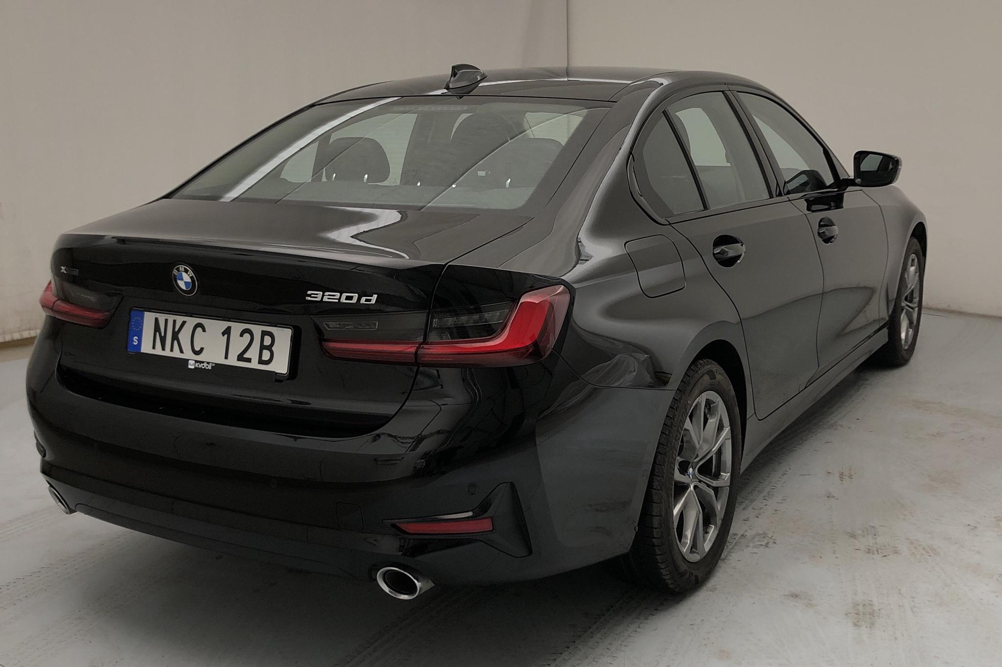 BMW 320d xDrive Sedan, G20 (190hk+11hk) - 1 300 km - Automatic - black - 2022
