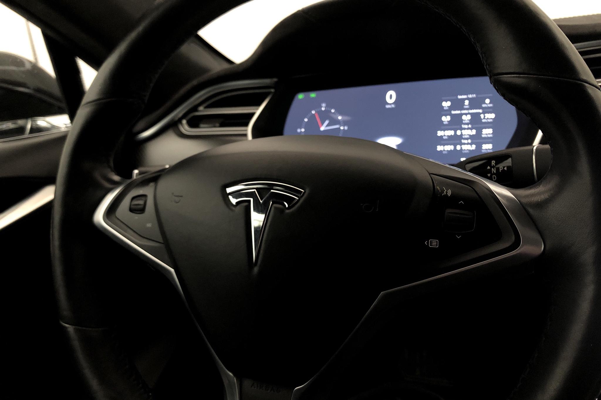 Tesla Model S 100D - 14 359 mil - Automat - svart - 2017