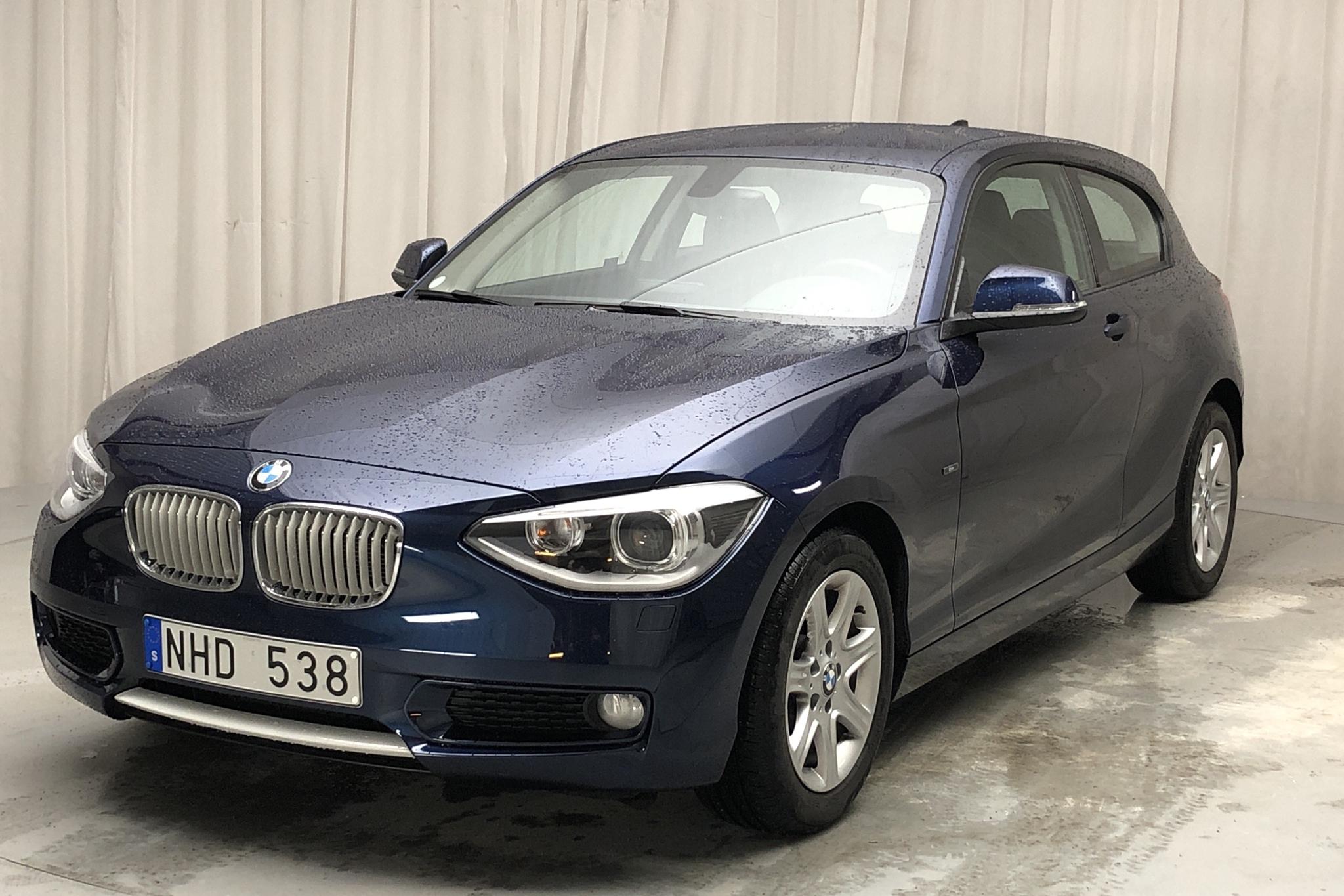 BMW 118d 3dr, F21 (143hk) - 546 mil - Manuell - blå - 2013