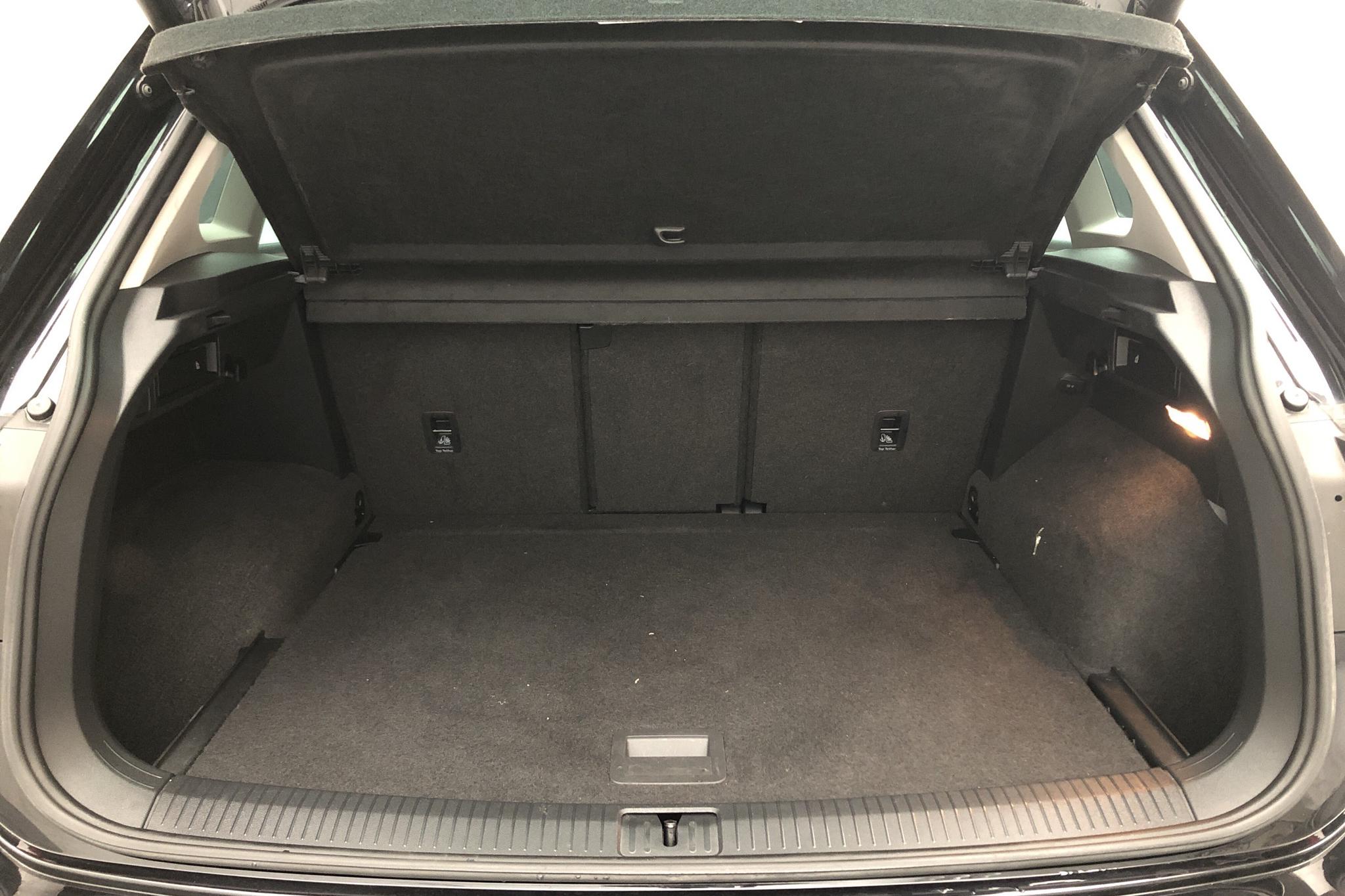 VW Tiguan 1.4 TSI 4MOTION (150hk) - 43 310 km - Automatic - black - 2018