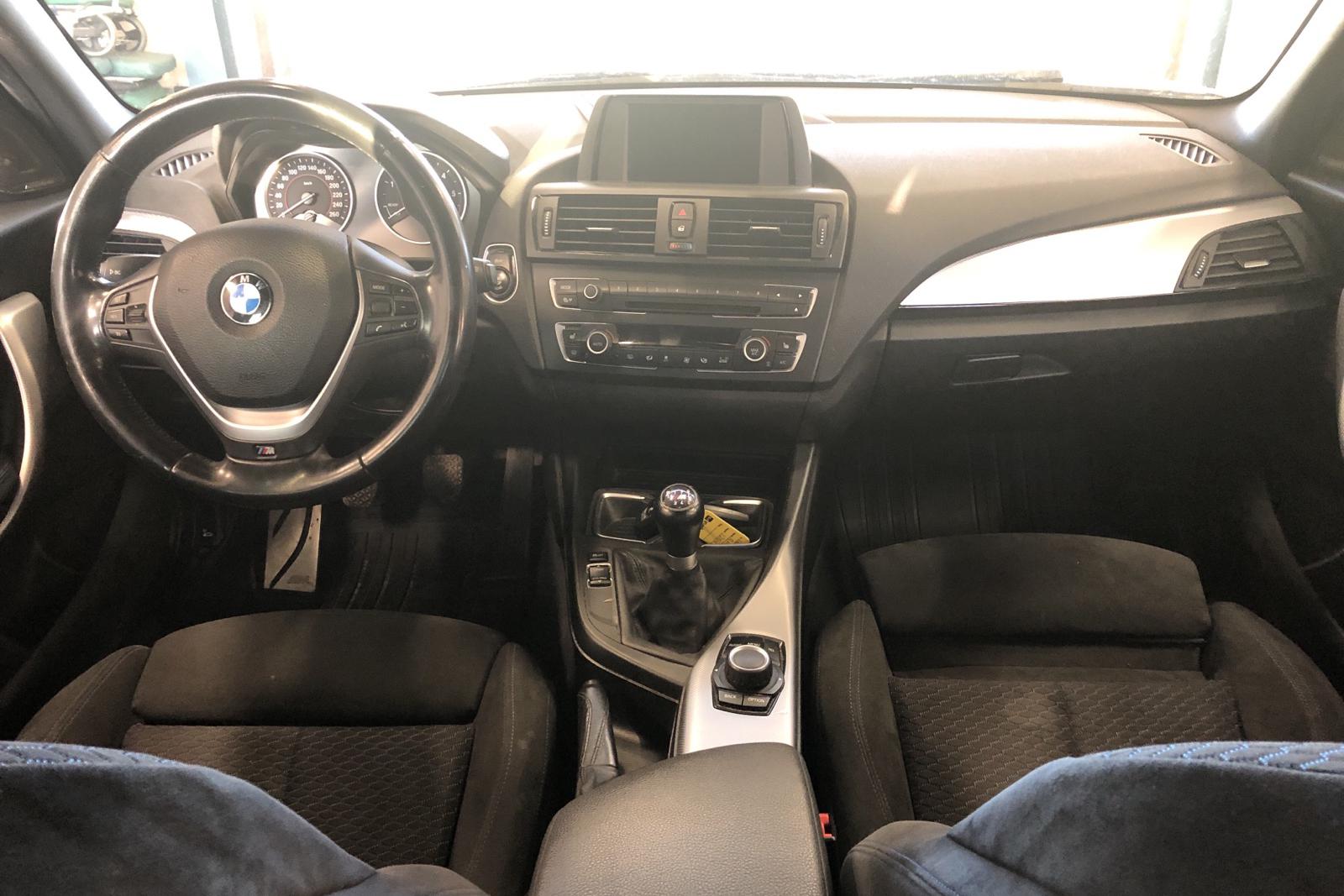 BMW 120d xDrive 5dr, F20 (184hk) - 214 750 km - Manual - gray - 2013