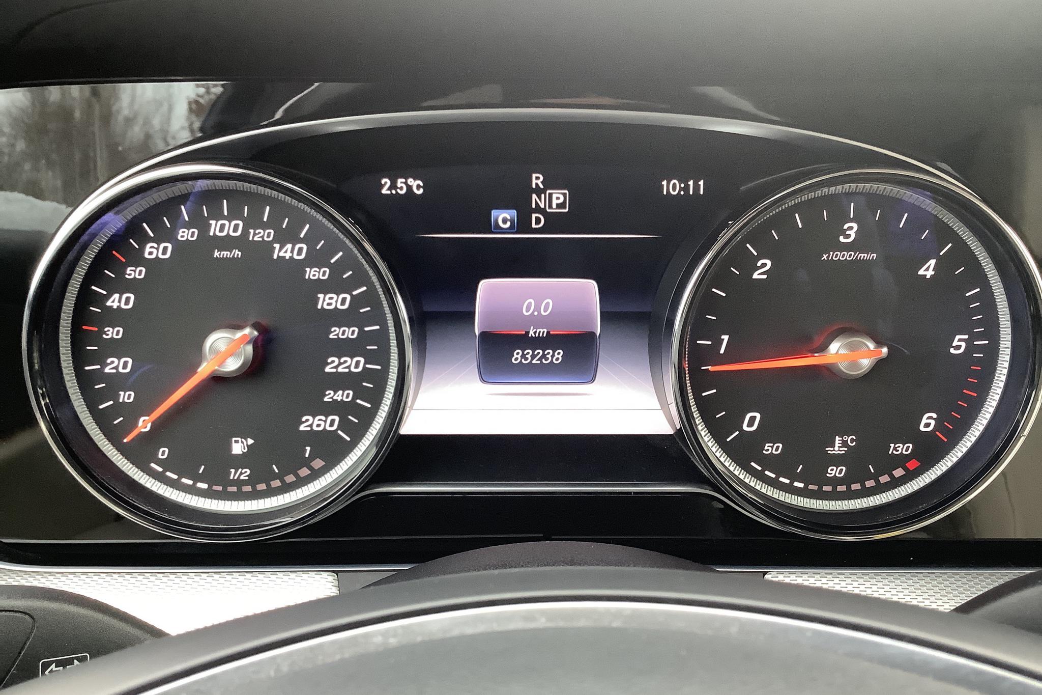 Mercedes E 220 d 4MATIC Kombi S213 (194hk) - 8 324 mil - Automat - grå - 2017