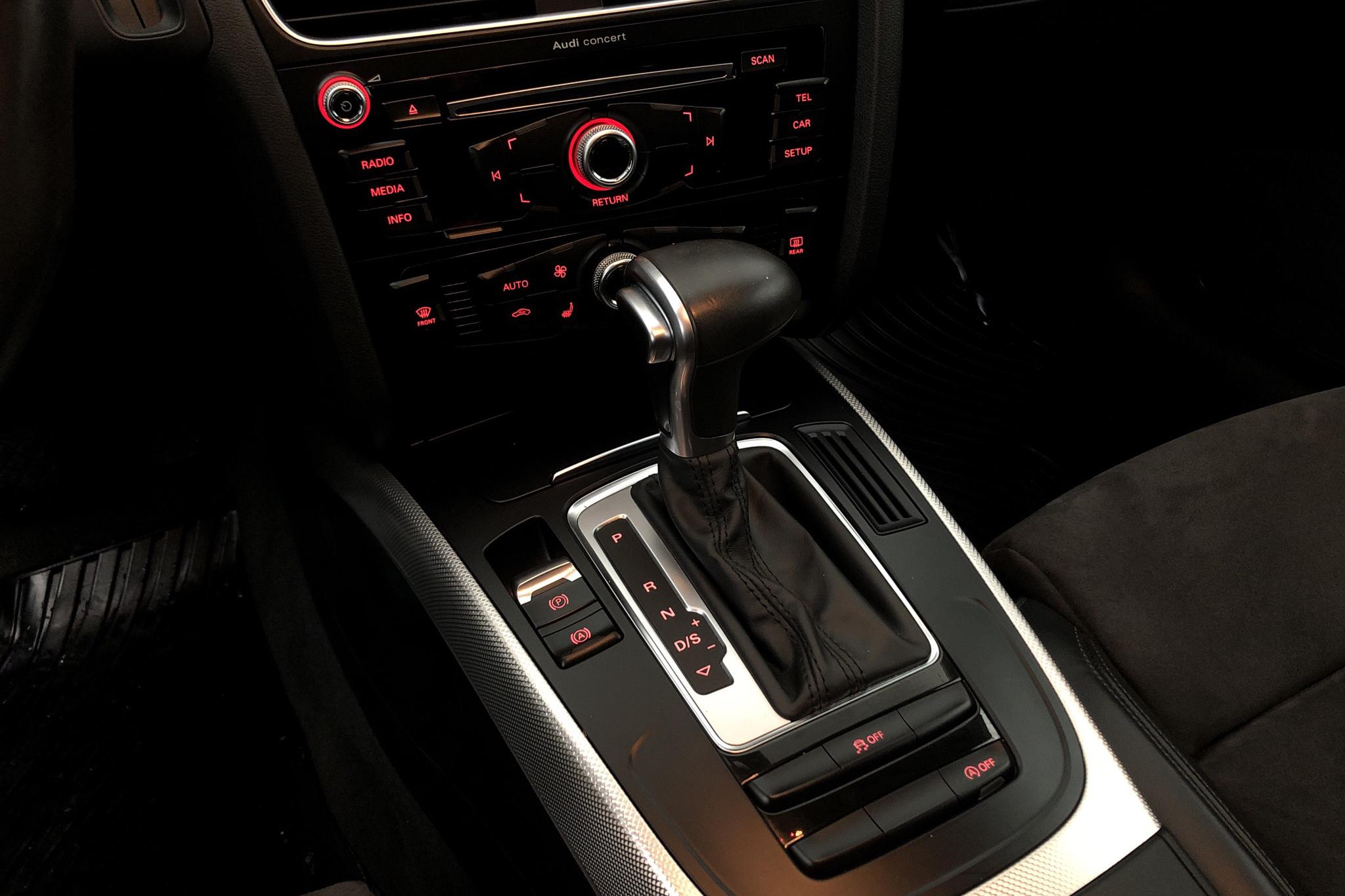 Audi A4 Allroad 2.0 TDI clean diesel Avant quattro (190hk) - 125 550 km - Automatic - black - 2016
