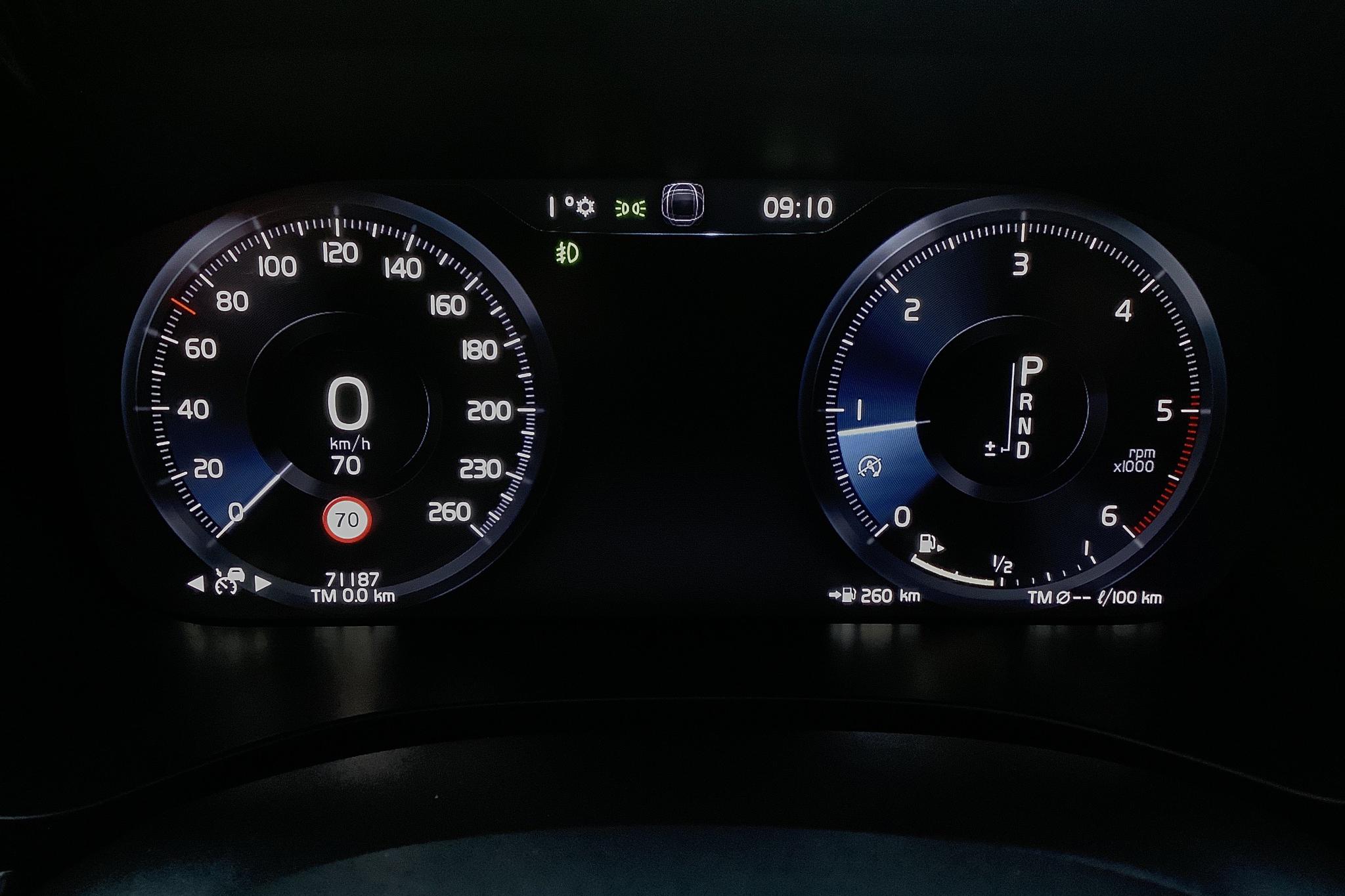 Volvo XC60 D4 AWD (190hk) - 7 118 mil - Automat - grå - 2019
