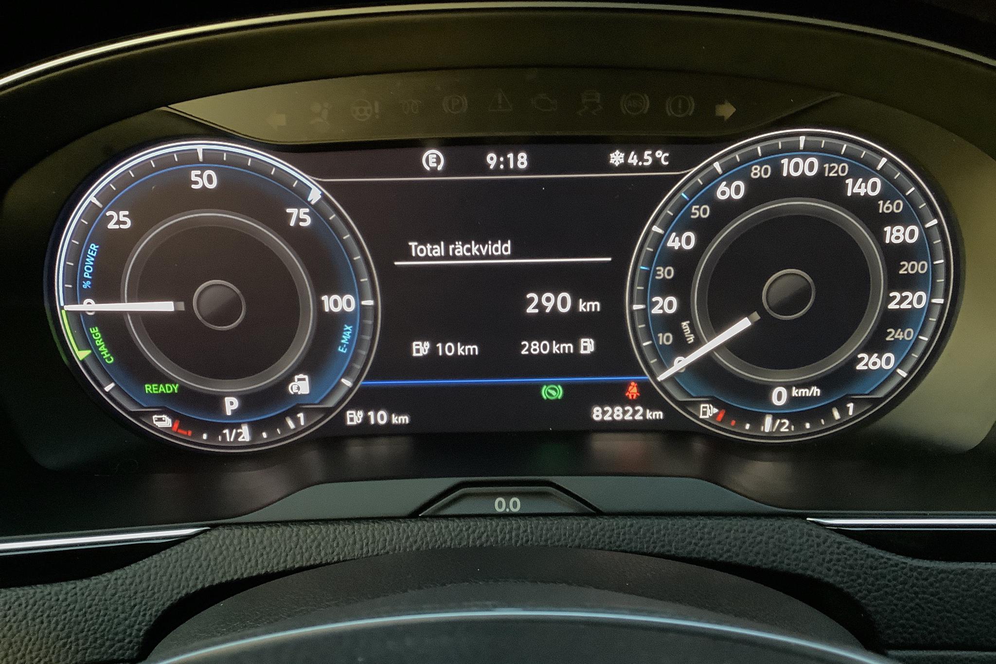 VW Passat 1.4 Plug-in-Hybrid (218hk) - 8 282 mil - Automat - vit - 2018