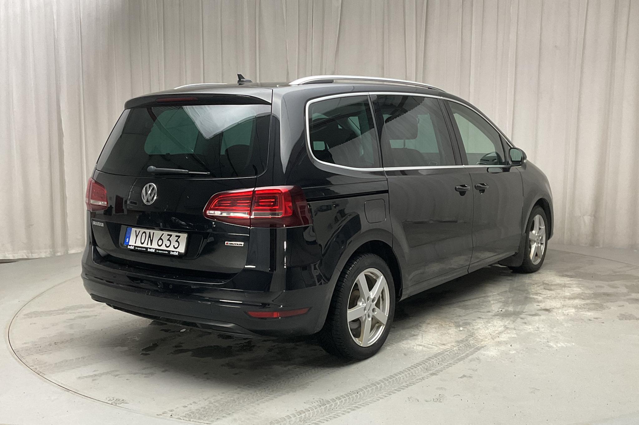 VW Sharan 2.0 TDI 4Motion (184hk) - 8 002 mil - Automat - svart - 2018