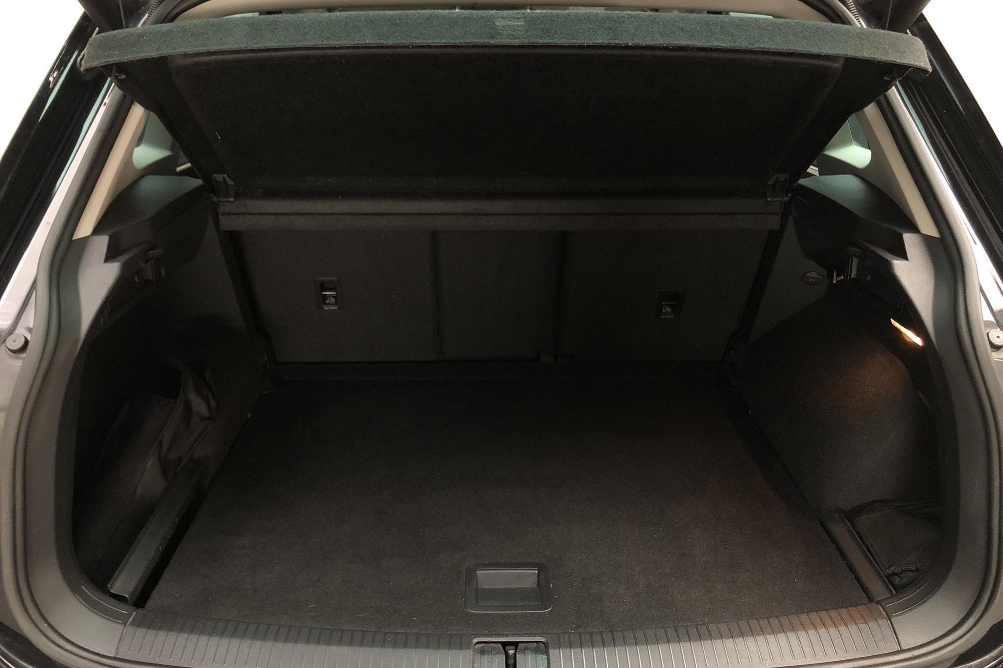 VW Tiguan 2.0 TDI 4MOTION (190hk) - 12 894 mil - Automat - svart - 2017