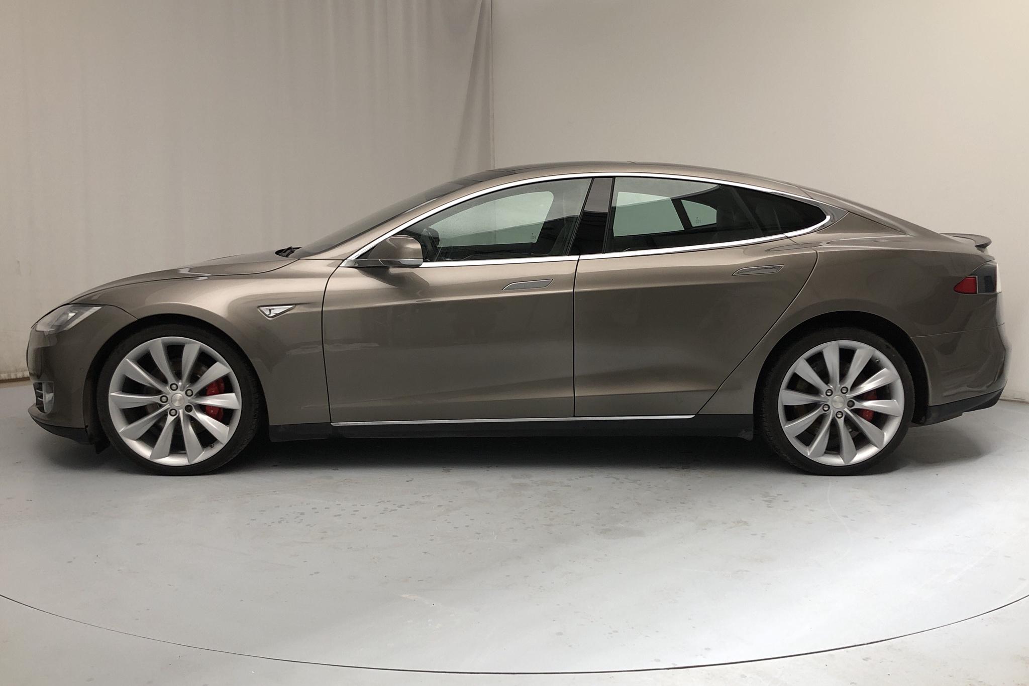 Tesla Model S P85D (700hk) - 6 950 mil - Automat - silver - 2015