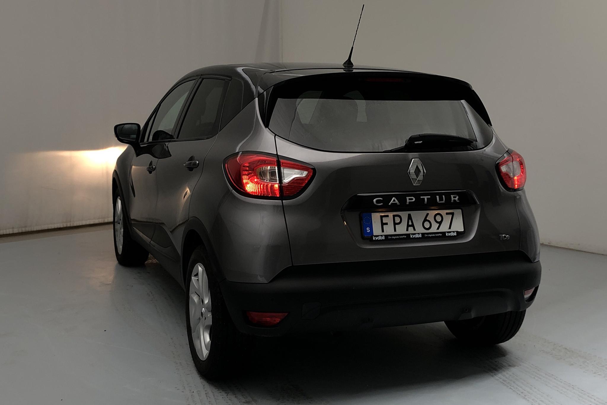 Renault Captur 1.2 TCe (120hk) - 5 760 mil - Automat - 2015