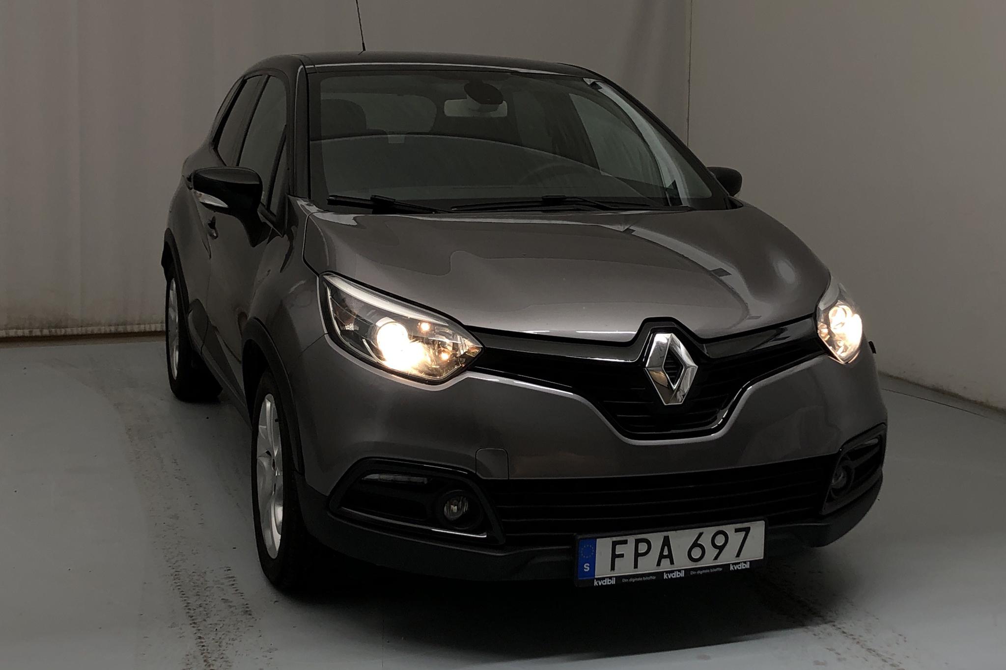 Renault Captur 1.2 TCe (120hk) - 5 760 mil - Automat - 2015