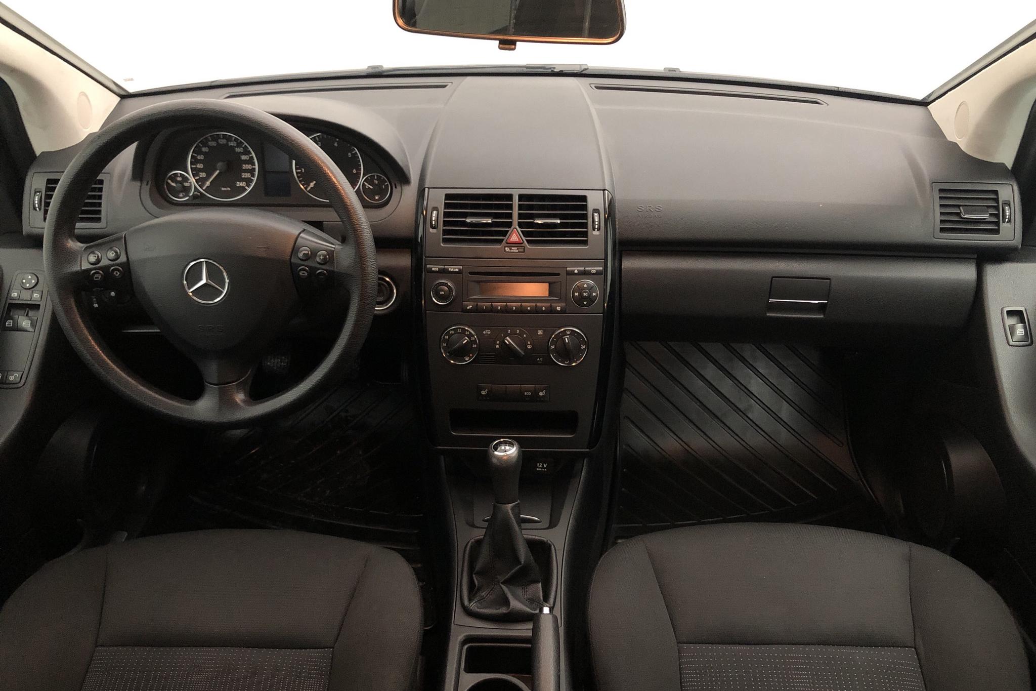 Mercedes A 160 BlueEfficiency 5dr W169 (95hk) - 10 966 mil - Manuell - svart - 2012