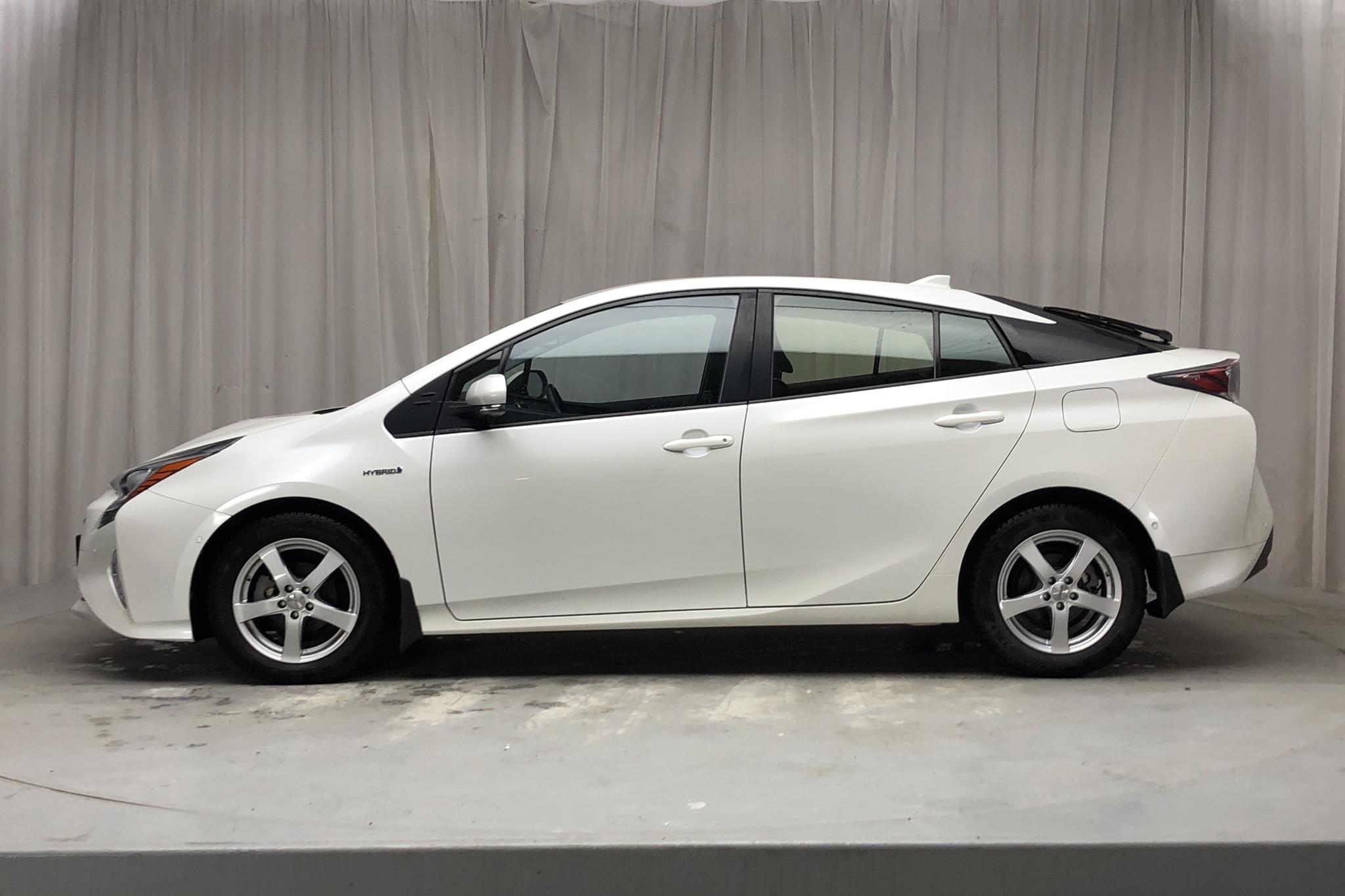 Toyota Prius 1.8 HSD (99hk) - 52 150 km - Automatic - white - 2016