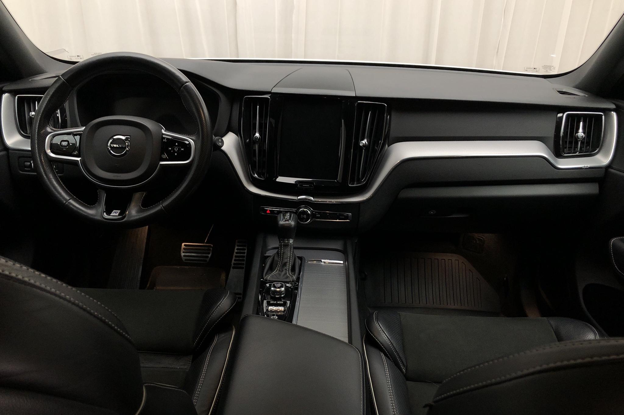 Volvo XC60 D4 AWD (190hk) - 12 145 mil - Automat - vit - 2018