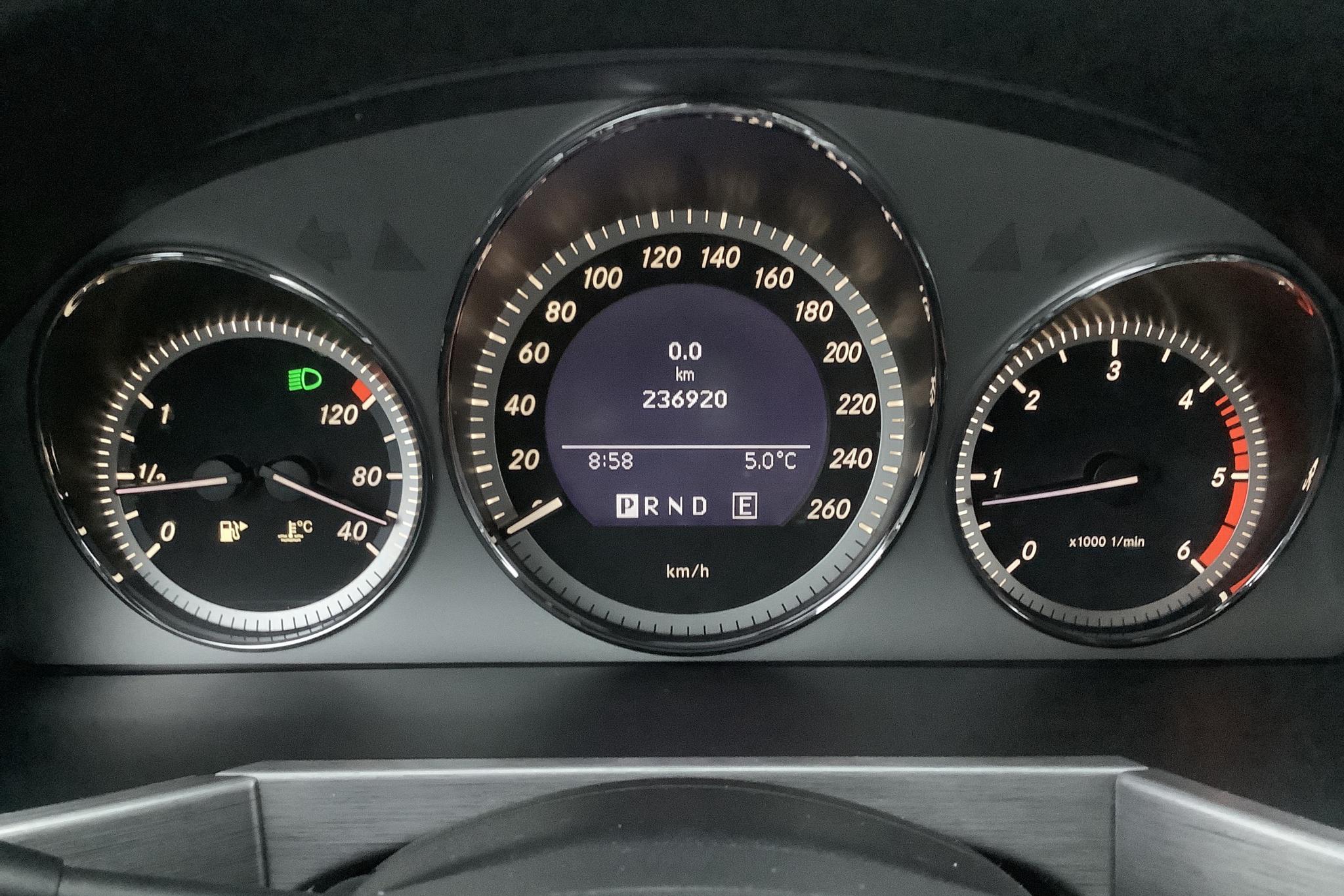 Mercedes GLK 220 CDI BlueEFFICIENCY 4MATIC (170hk) - 236 930 km - Automatic - Dark Blue - 2012