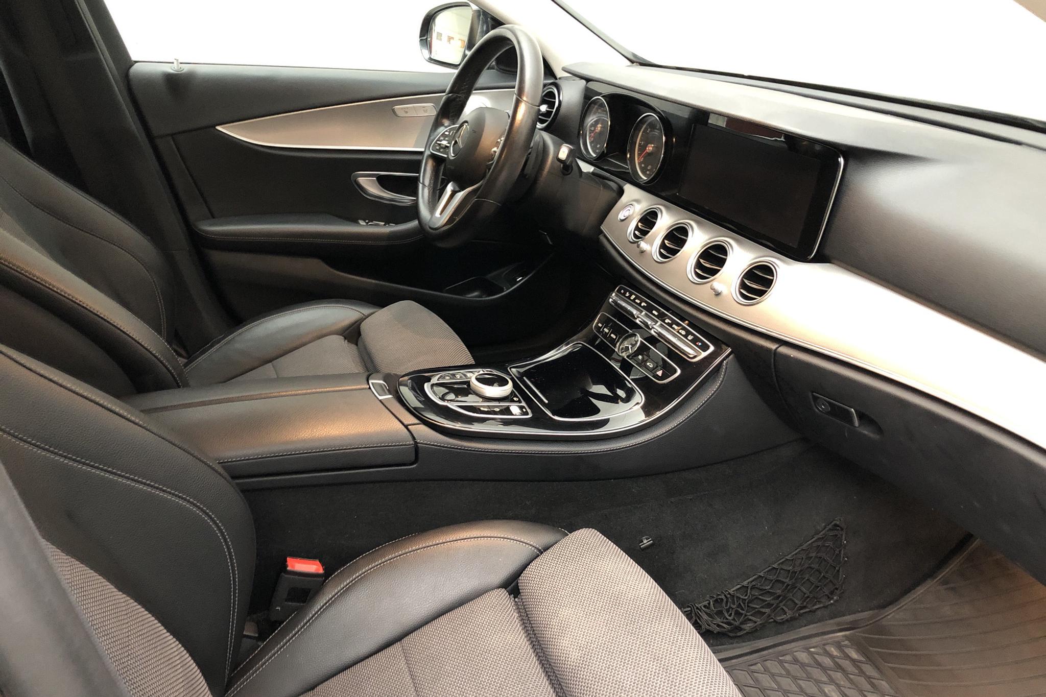 Mercedes E 200 d Kombi S213 (150hk) - 131 380 km - Automatic - black - 2018