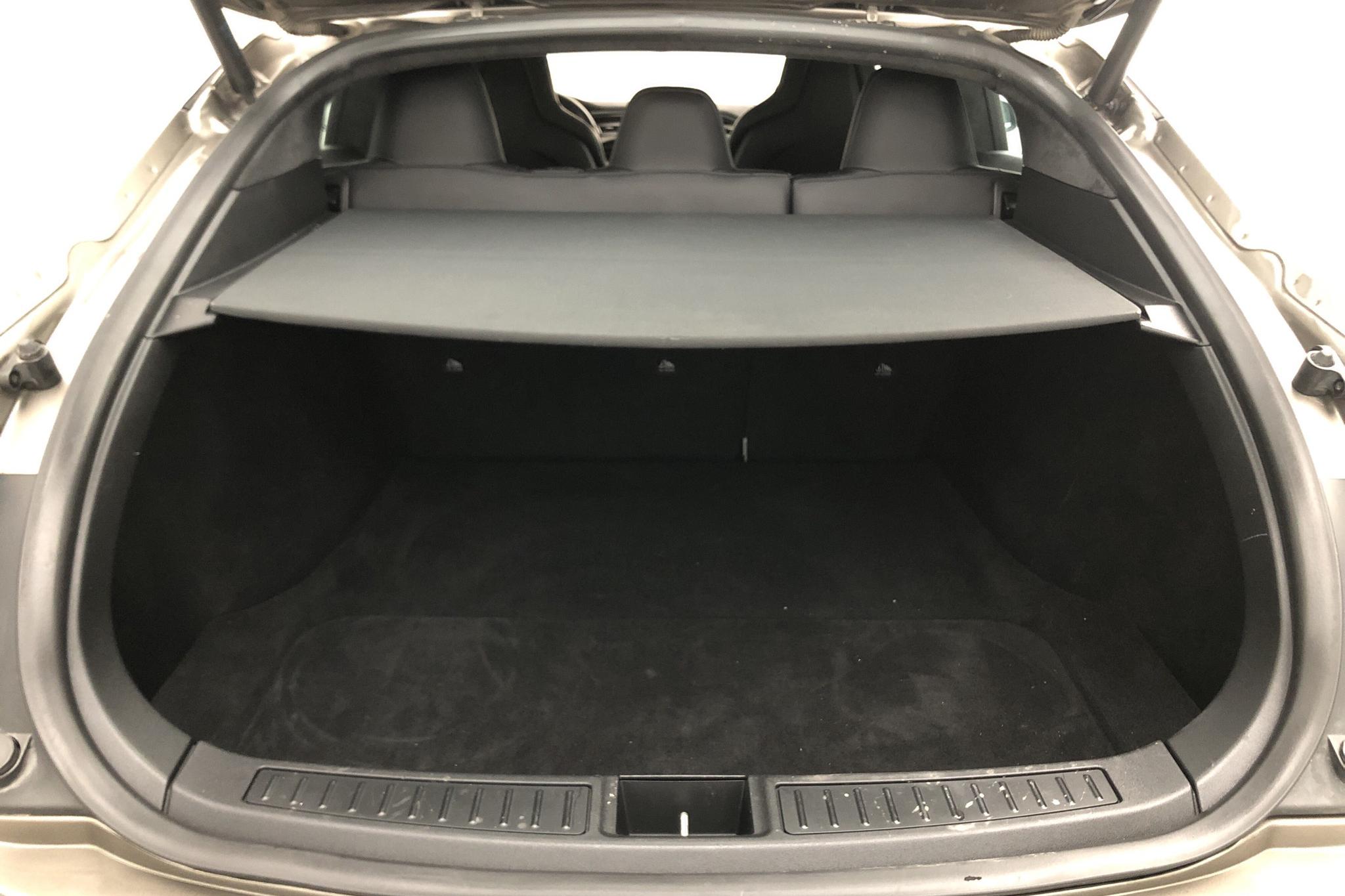 Tesla Model S 70D - 122 610 km - Automatic - gray - 2015
