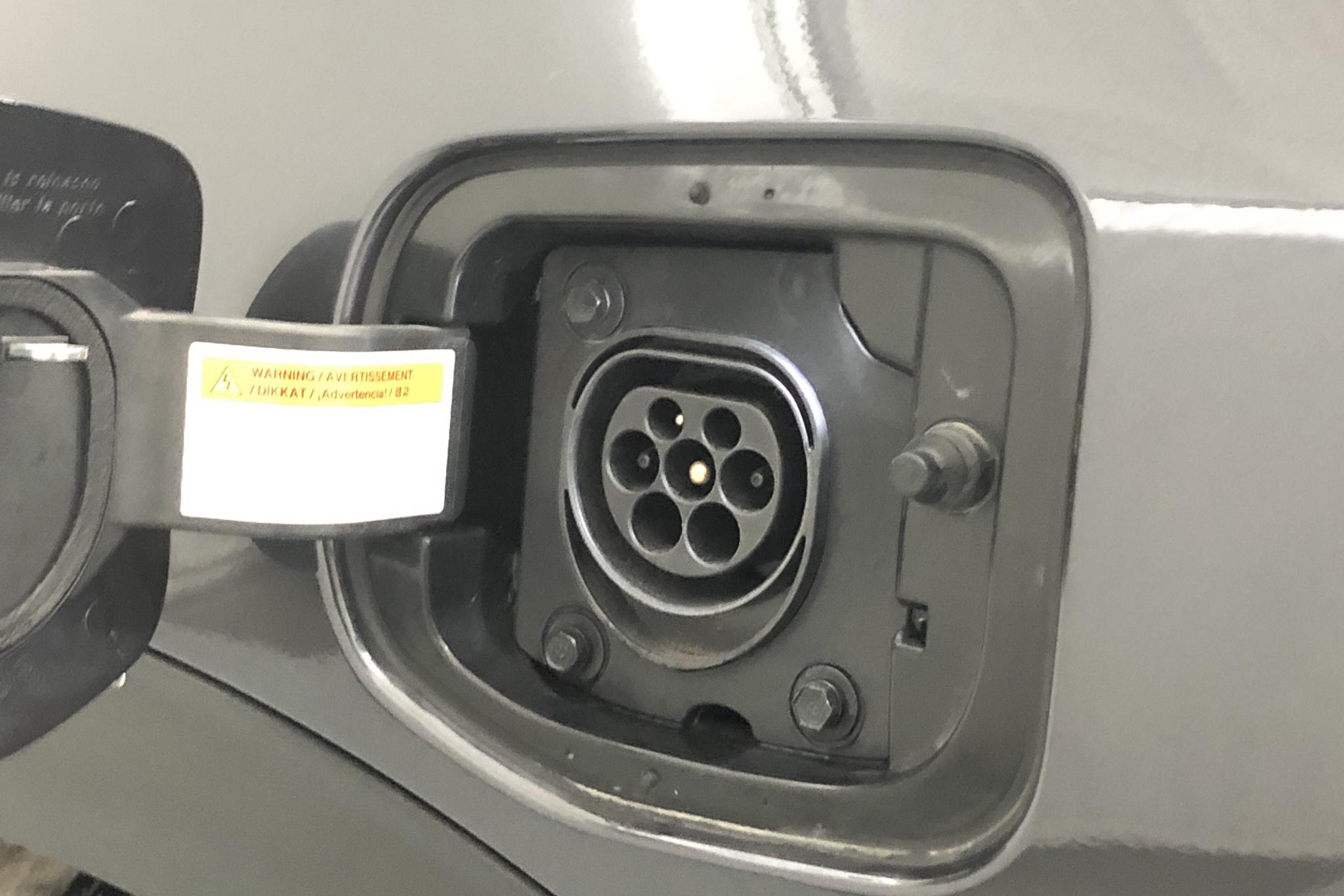 KIA Niro Plug-in Hybrid 1.6 (141hk) - 40 440 km - Automatic - gray - 2019